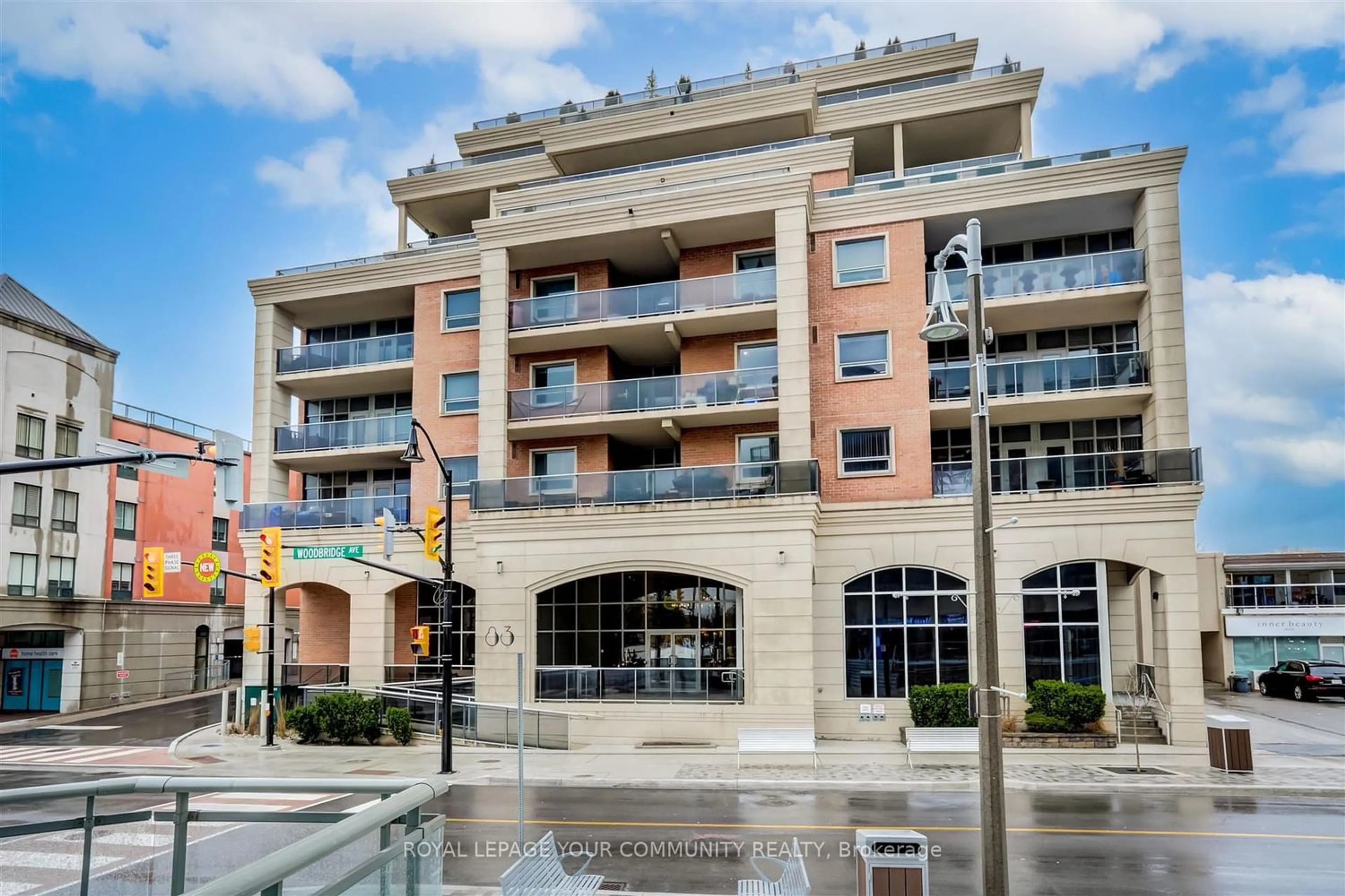 A pic from exterior of the house or condo for 83 Woodbridge Ave #302, Vaughan Ontario L4L 2S6