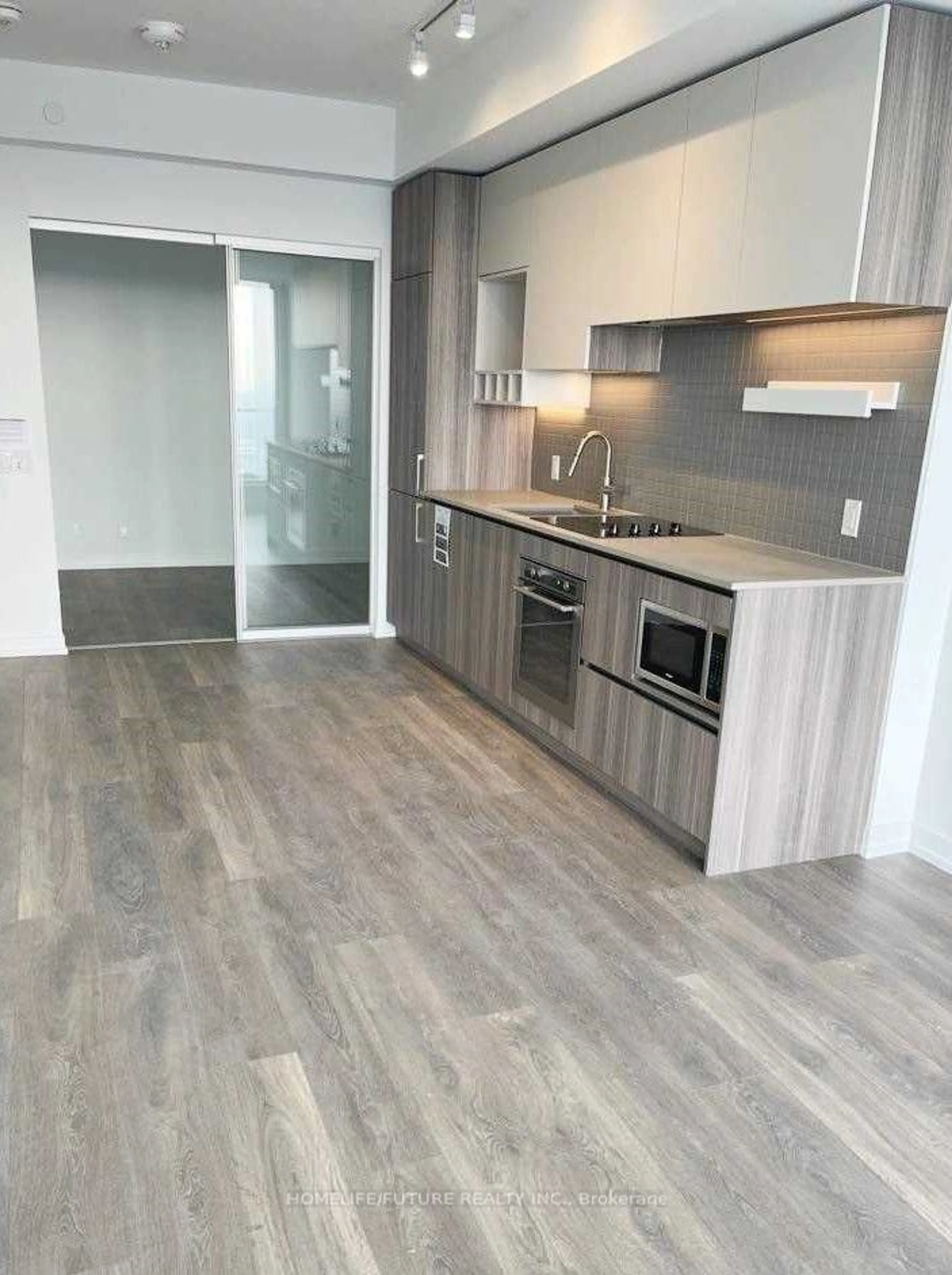 Standard kitchen for 5 Buttermill Ave #5708, Vaughan Ontario L4K 0J5