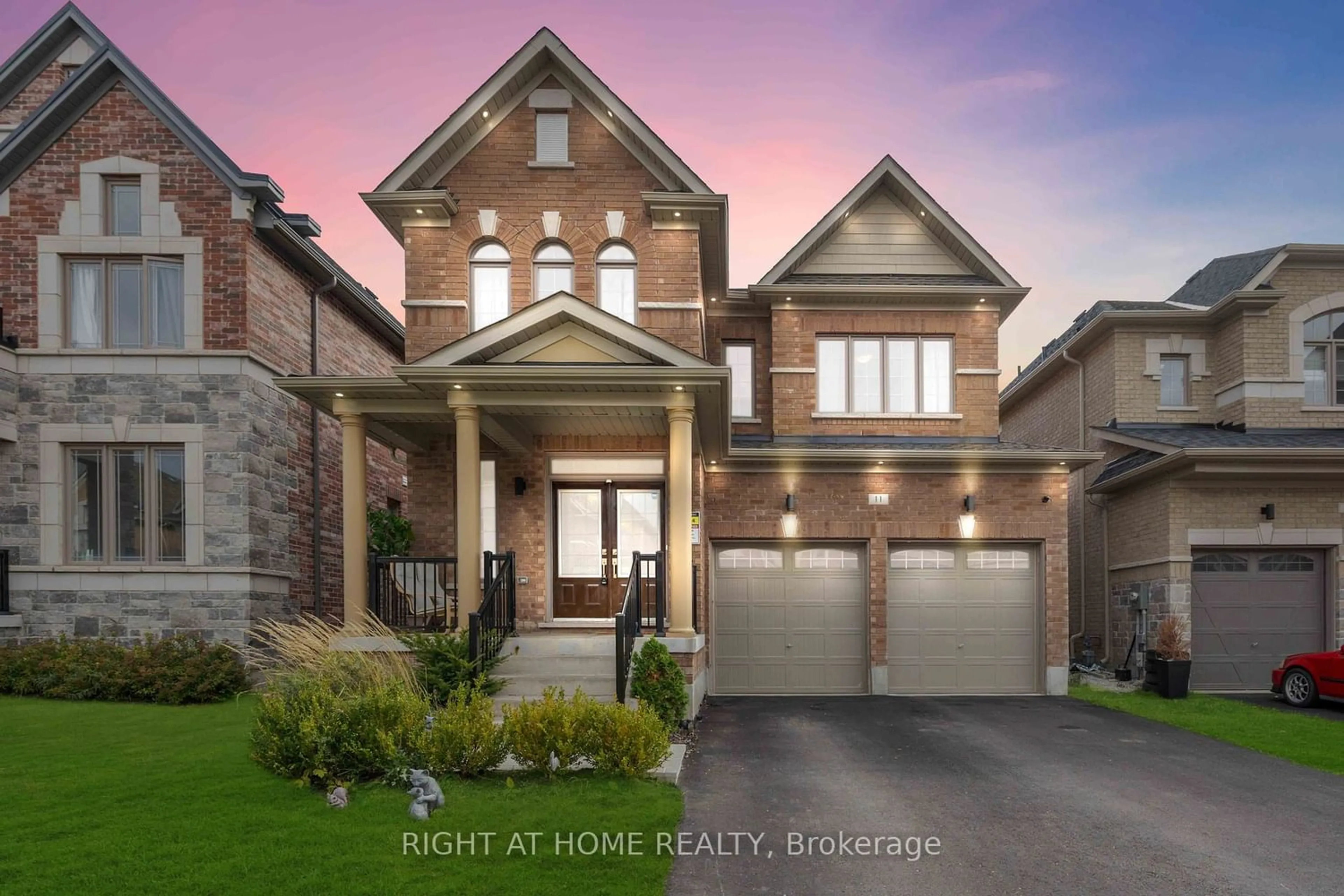 Home with brick exterior material for 11 Prosperity Way, East Gwillimbury Ontario L9N 0V1