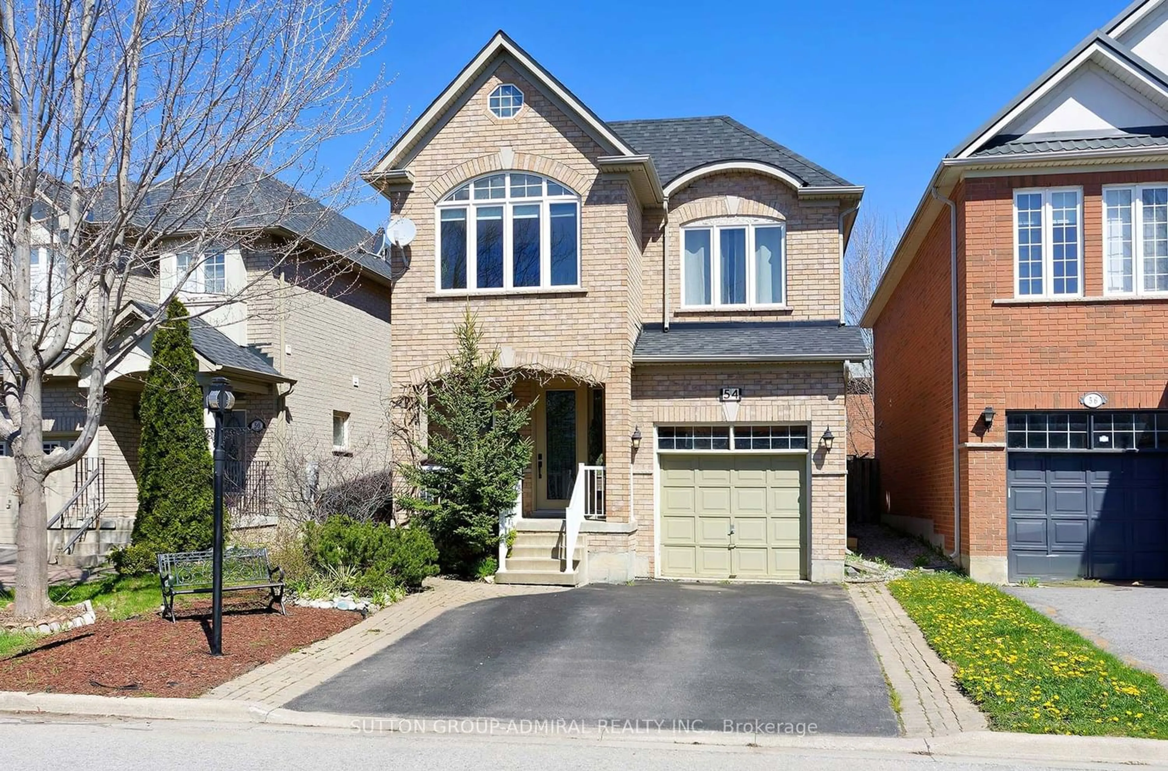 Frontside or backside of a home for 54 Bentoak Cres, Vaughan Ontario L4J 8S7