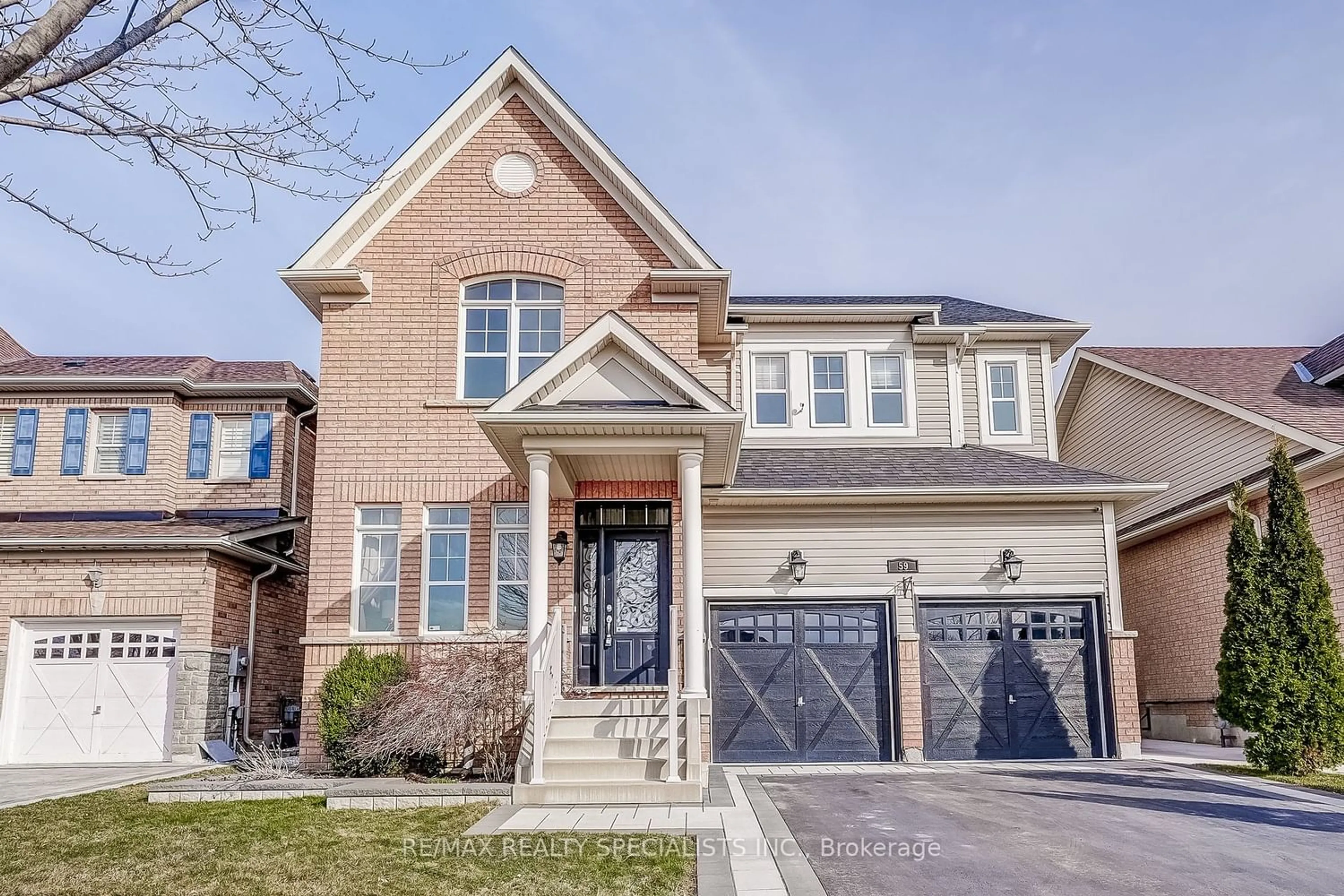 Home with brick exterior material for 59 Trailside Dr, Bradford West Gwillimbury Ontario L3Z 0B9