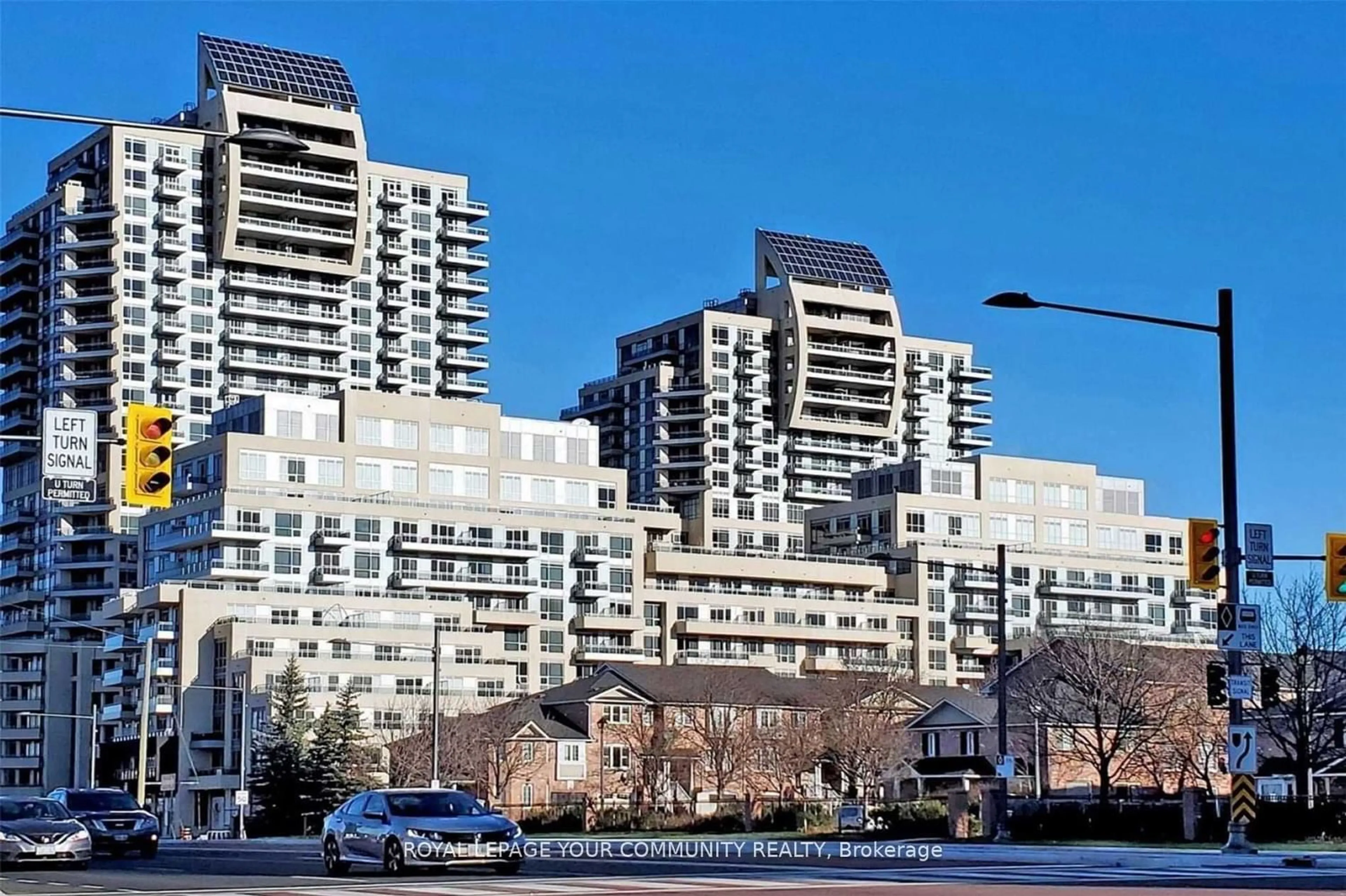 A pic from exterior of the house or condo for 9201 Yonge St #2004, Richmond Hill Ontario L4C 1H9