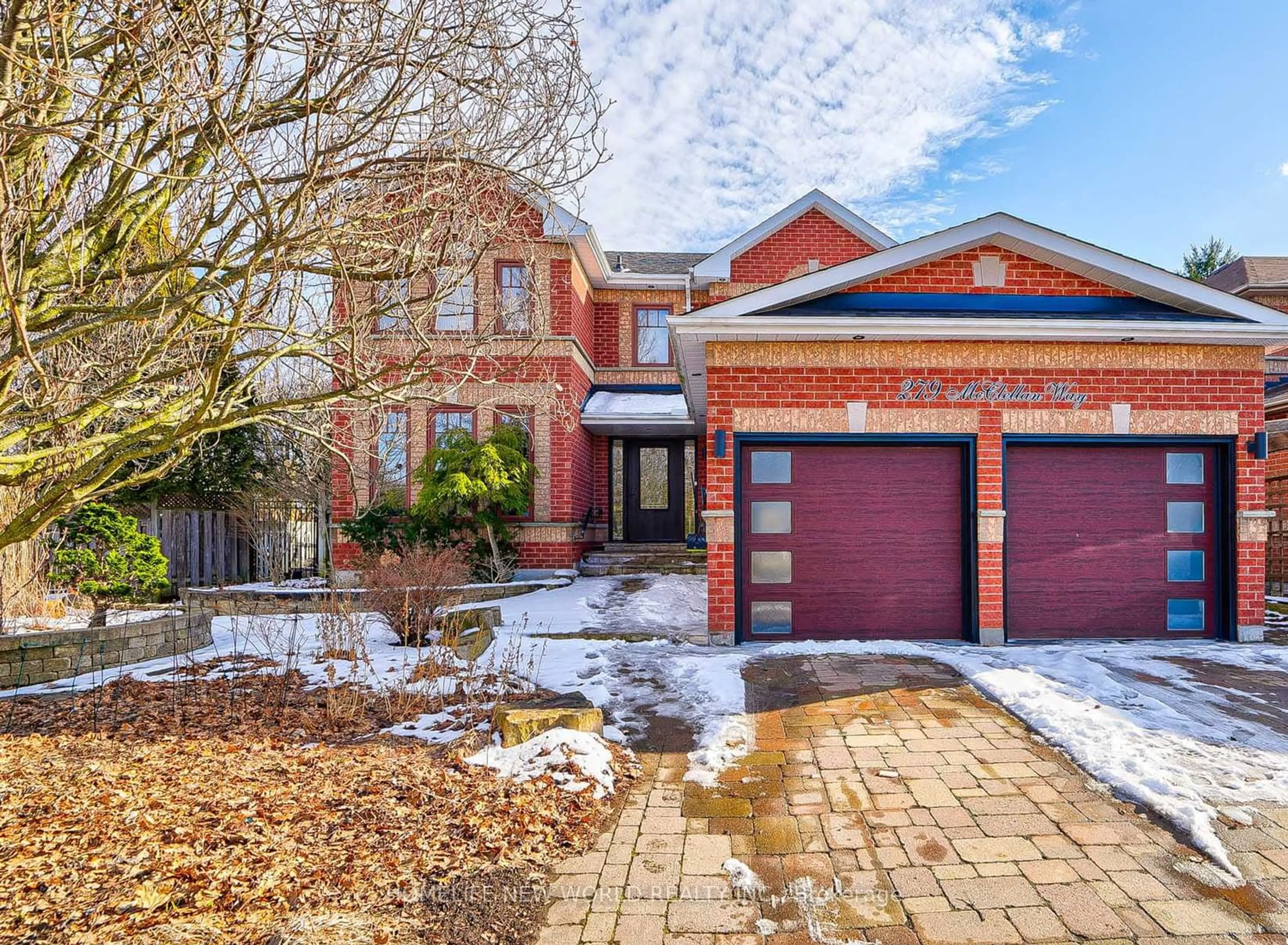 Home with brick exterior material for 279 Mcclelland Way, Aurora Ontario L4G 6P2