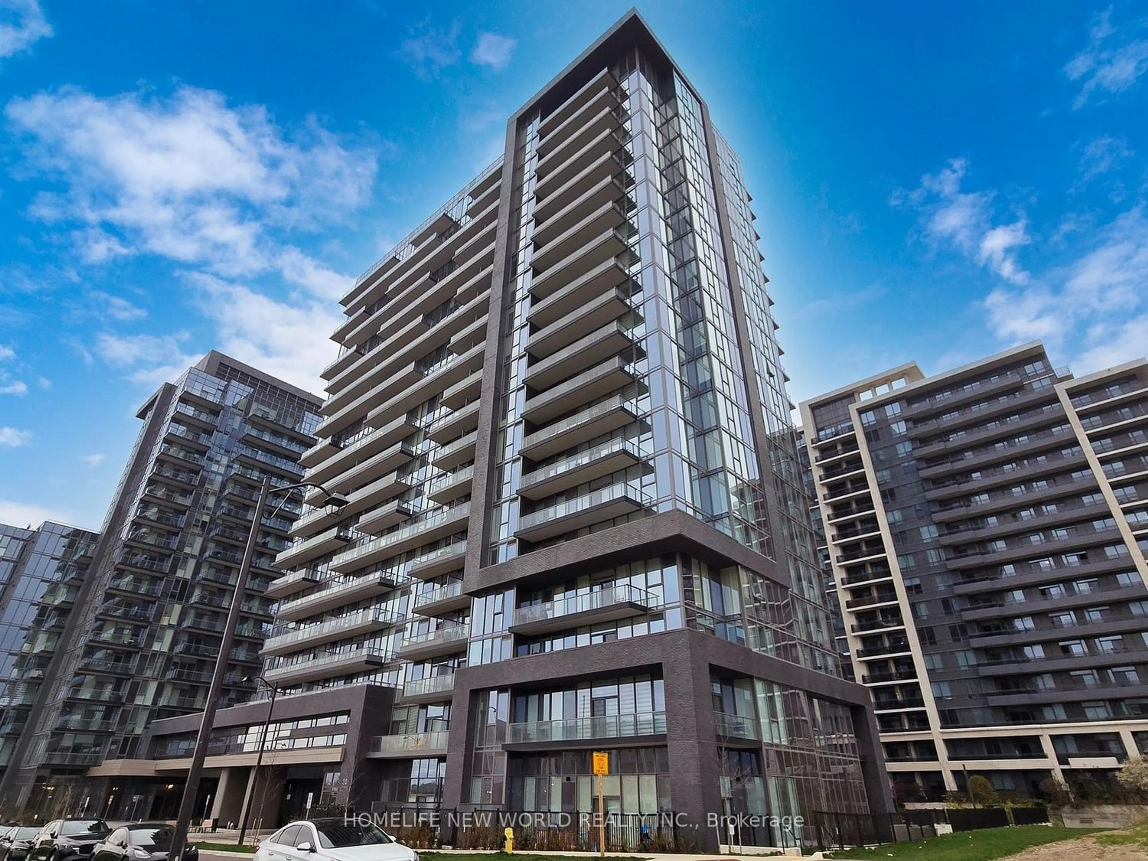 A pic from exterior of the house or condo for 20 Gatineau Dr #807, Vaughan Ontario L4J 0A3