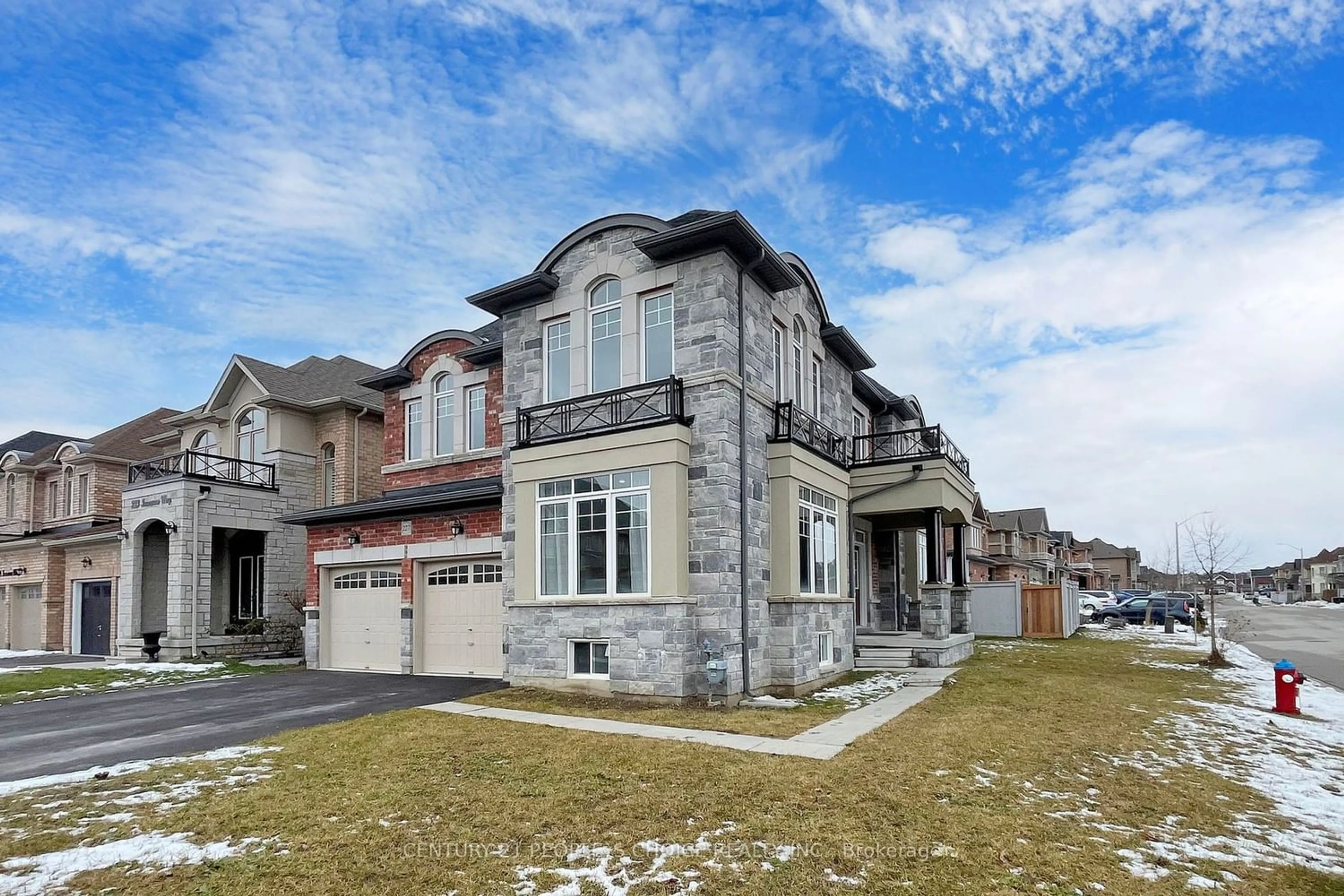 A pic from exterior of the house or condo for 227 Inverness Way, Bradford West Gwillimbury Ontario L3Z 0W6