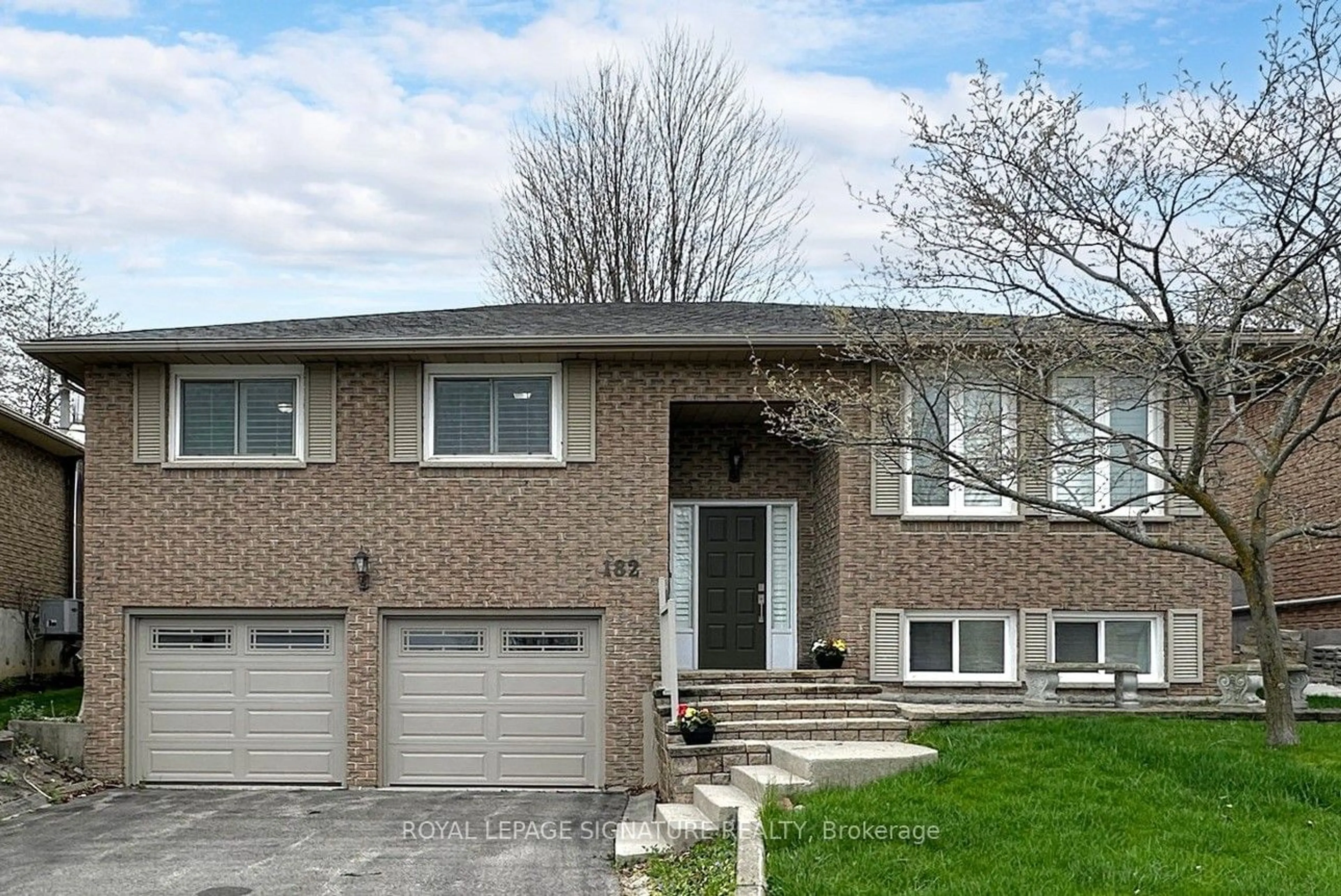 Home with brick exterior material for 182 Melbourne Dr, Bradford West Gwillimbury Ontario L3Z 2W2