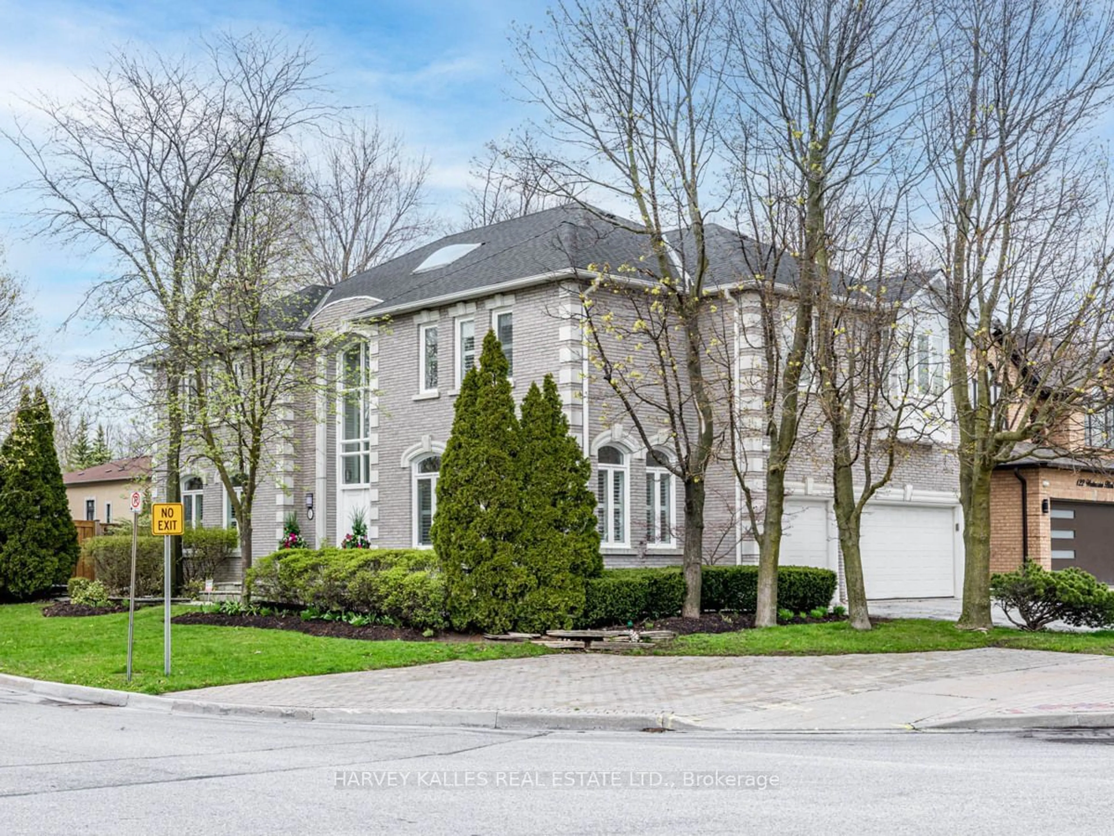 Frontside or backside of a home for 1 Graywood Ave, Vaughan Ontario L4J 7W4