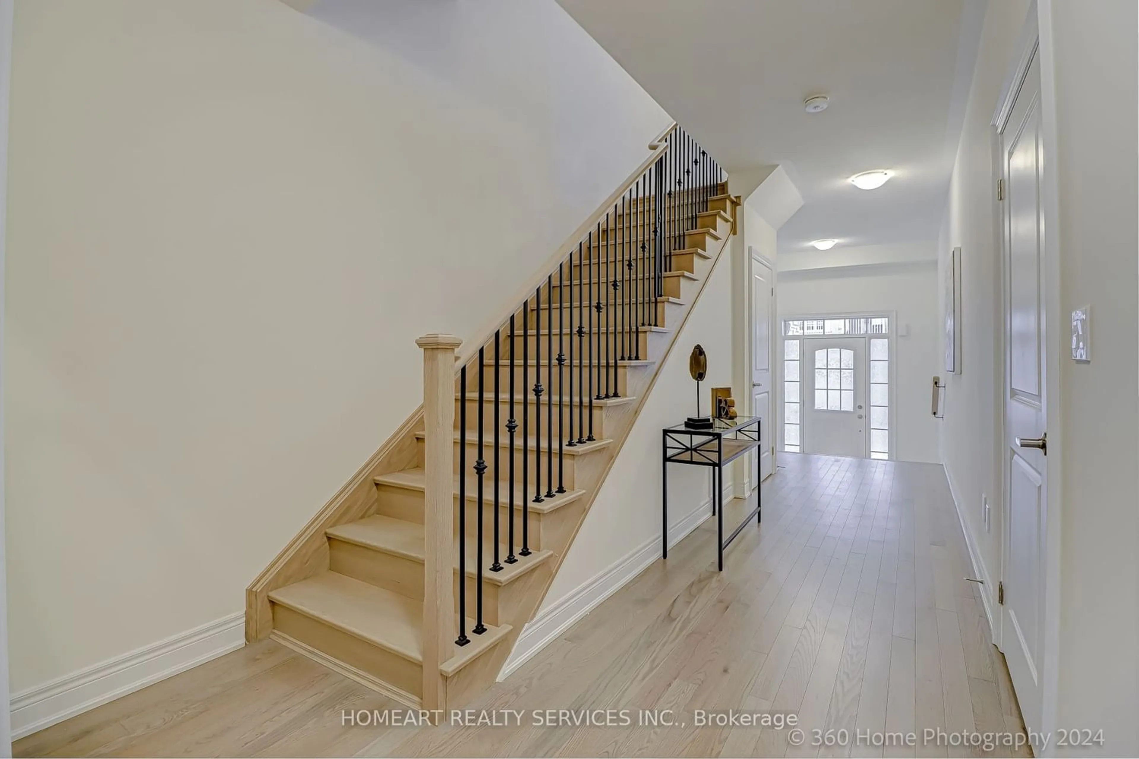 Stairs for 4 Phillipsen Way, Markham Ontario L3S 0E9