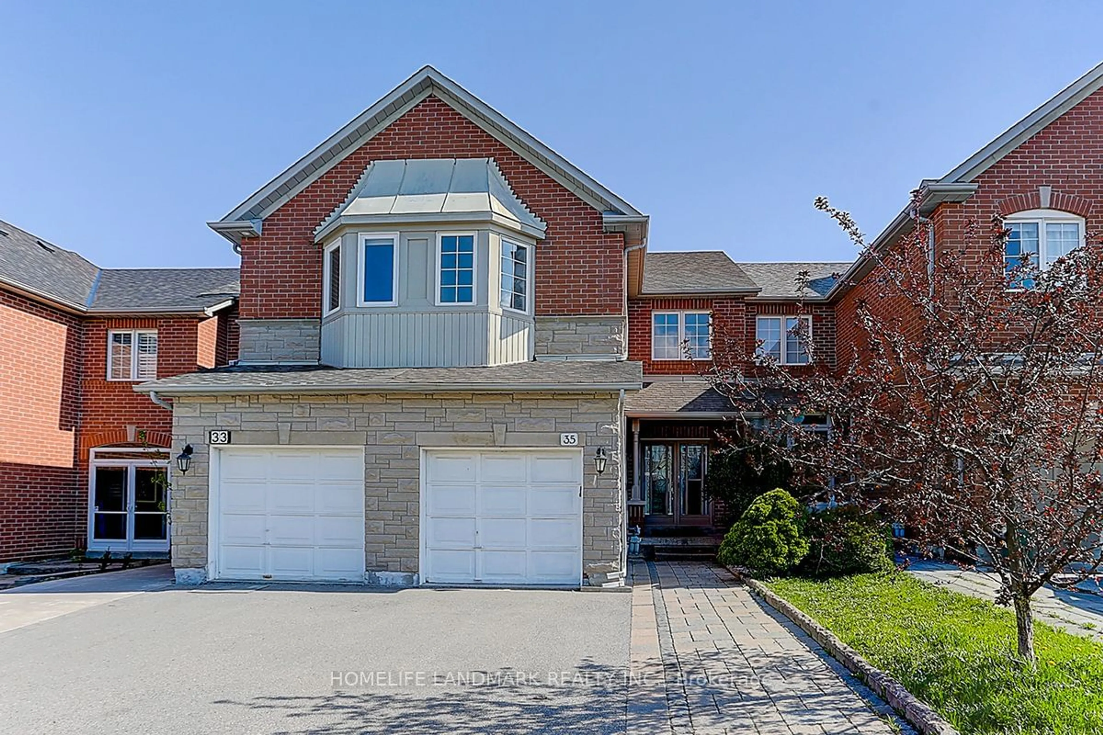 Home with brick exterior material for 35 Nottingham Dr, Richmond Hill Ontario L4S 1Z6