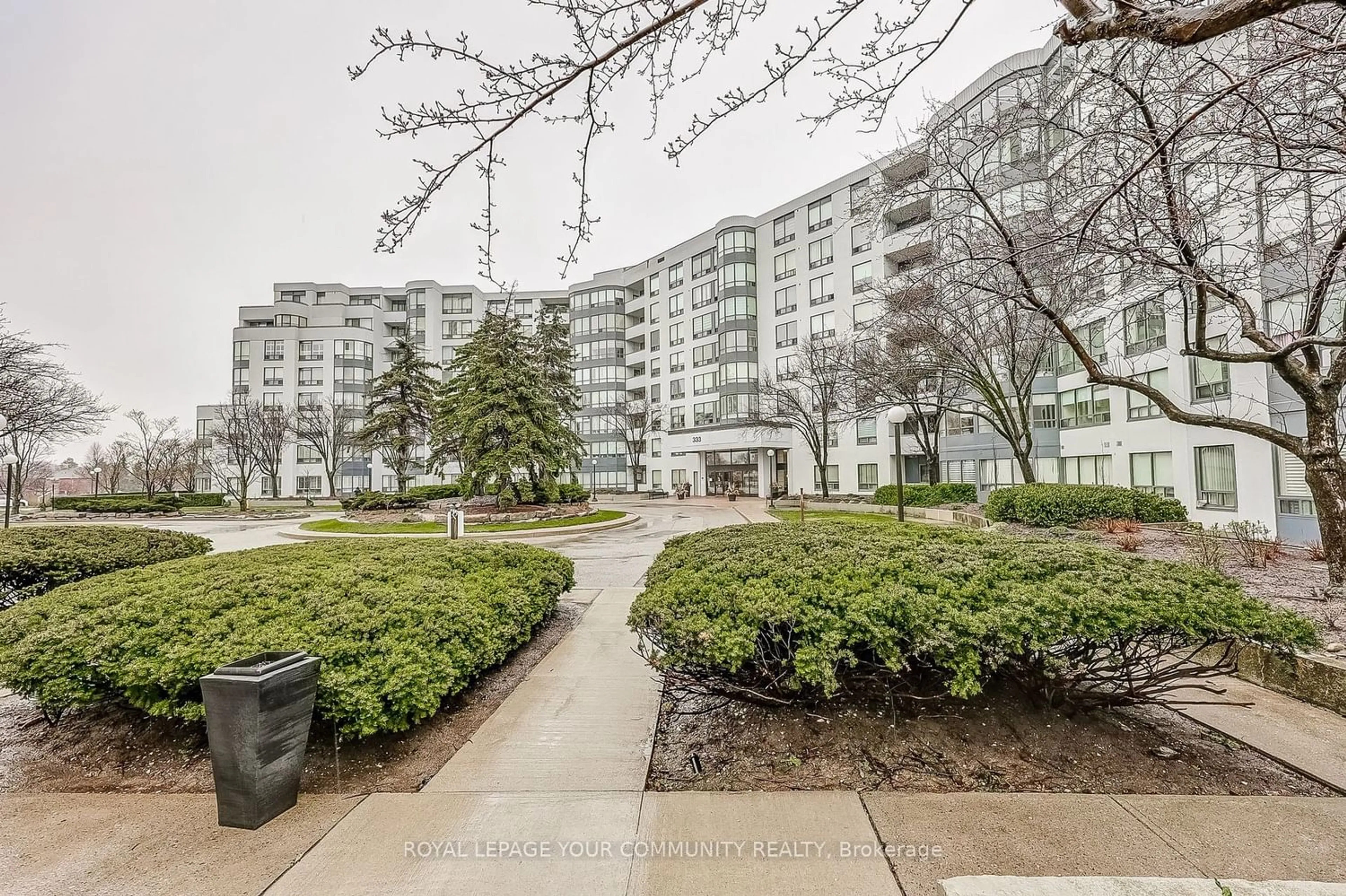 A pic from exterior of the house or condo for 333 Clark Ave #220, Vaughan Ontario L4J 7K4