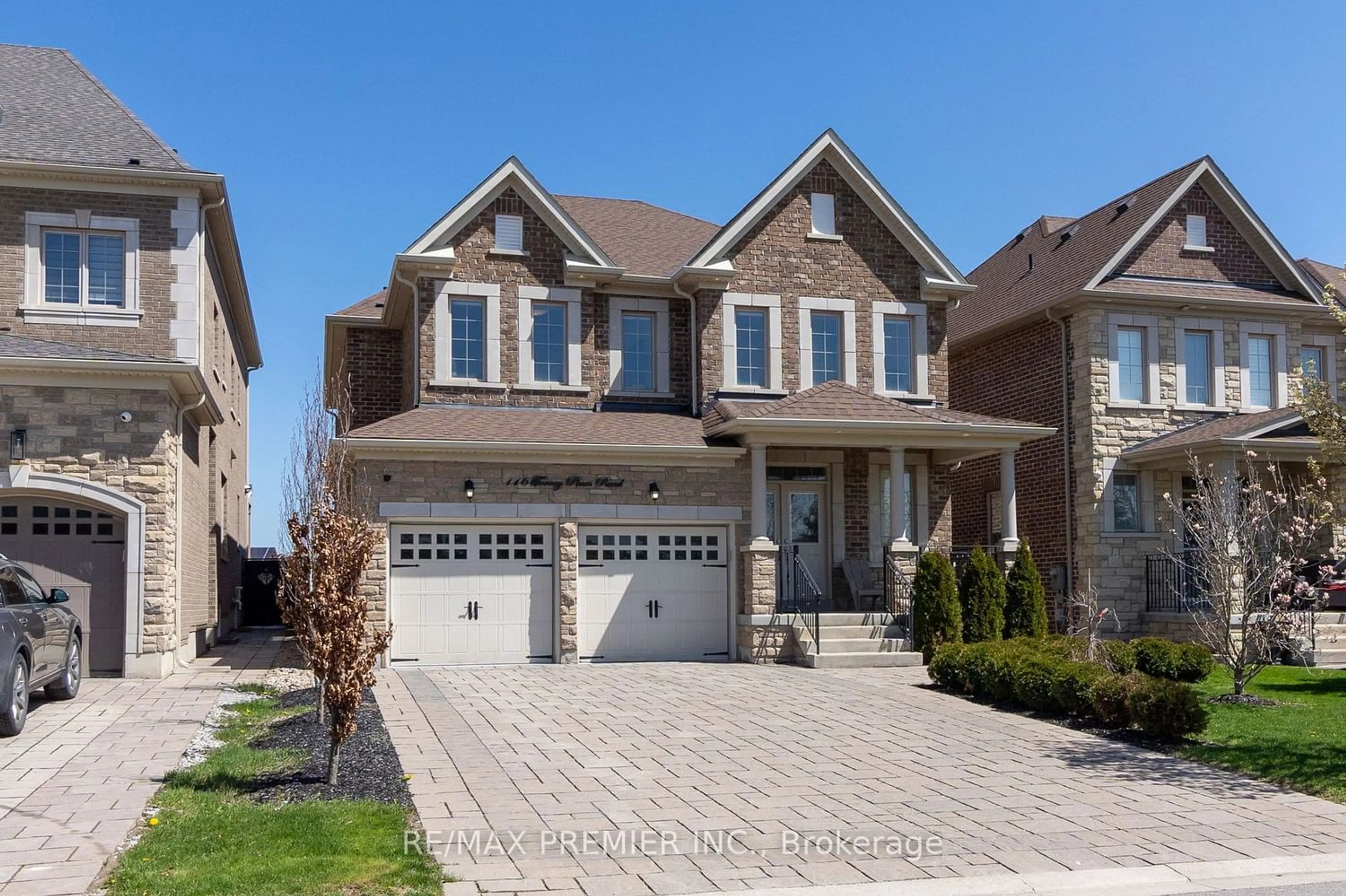 Home with brick exterior material for 116 Torrey Pines Rd, Vaughan Ontario L4H 3X9