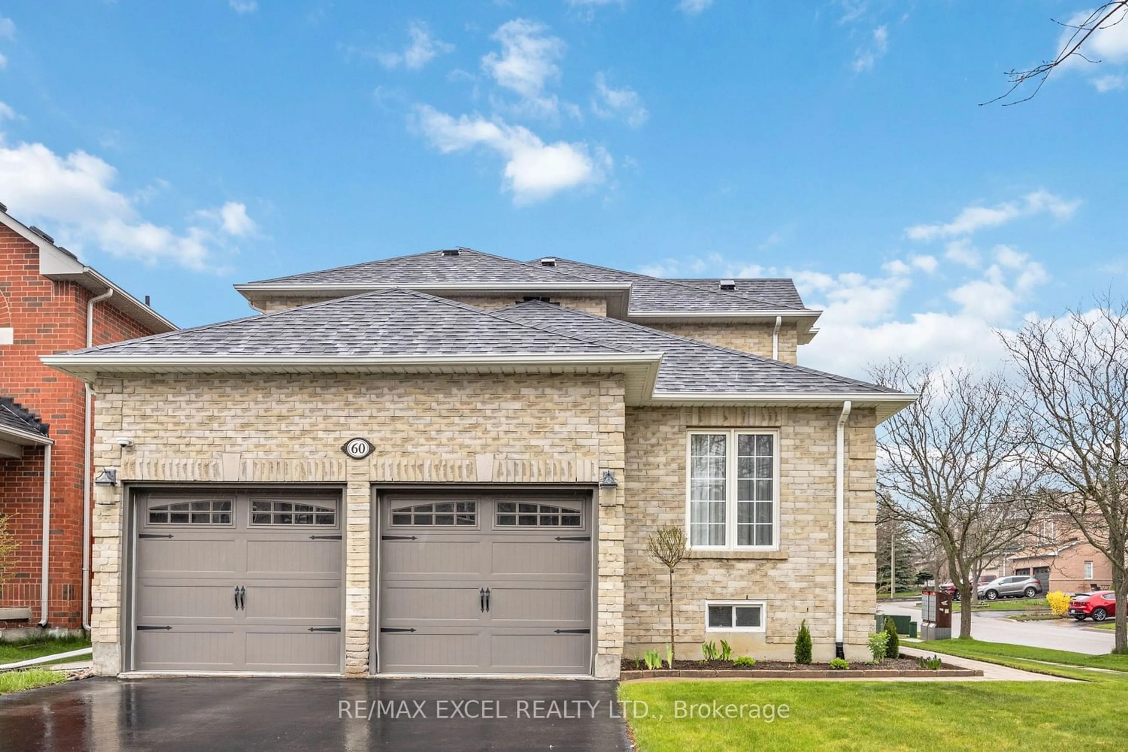 Home with brick exterior material for 60 Falling River Dr, Richmond Hill Ontario L4S 2R2
