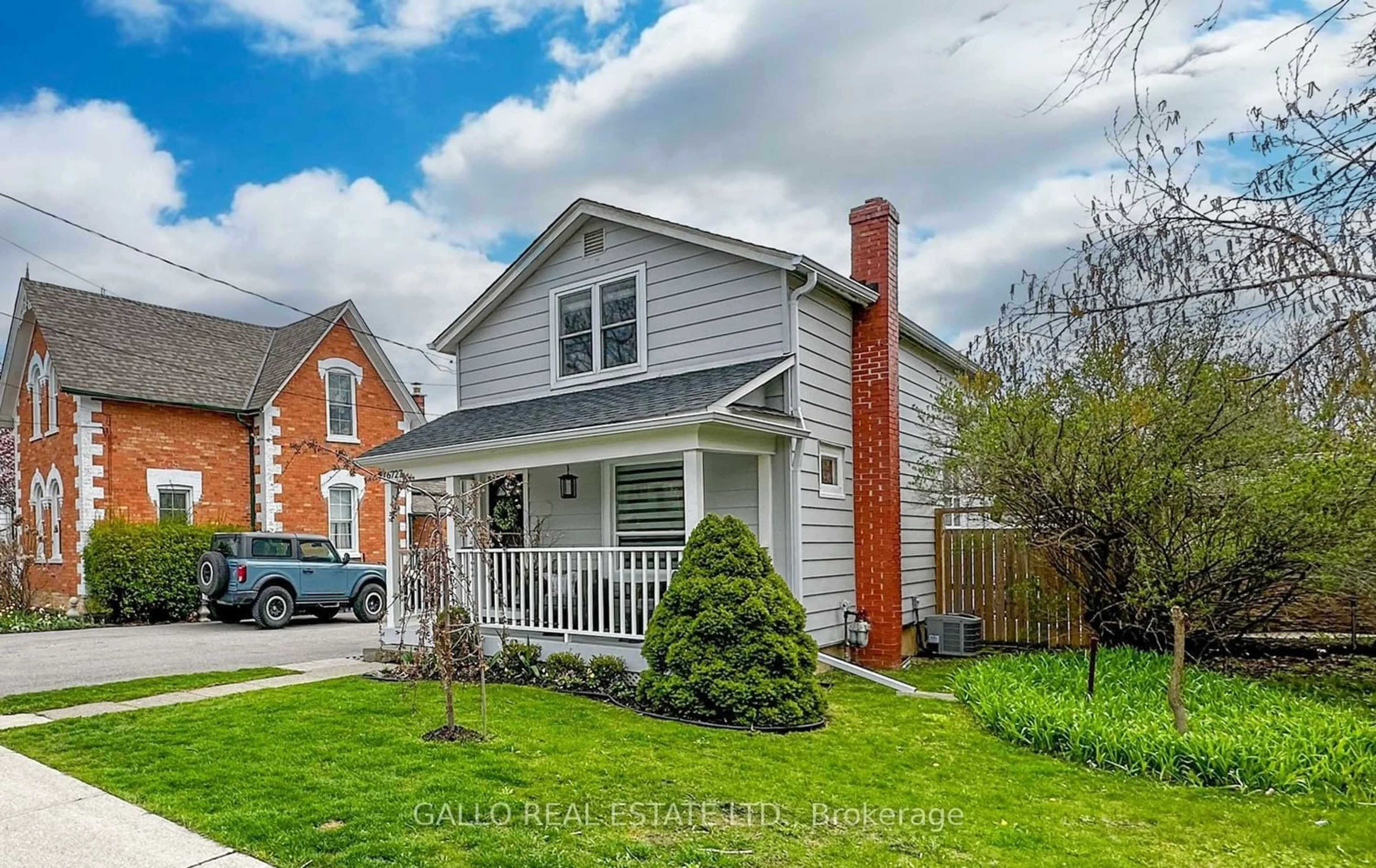 Frontside or backside of a home for 6727 Main St, Whitchurch-Stouffville Ontario L4A 6B3