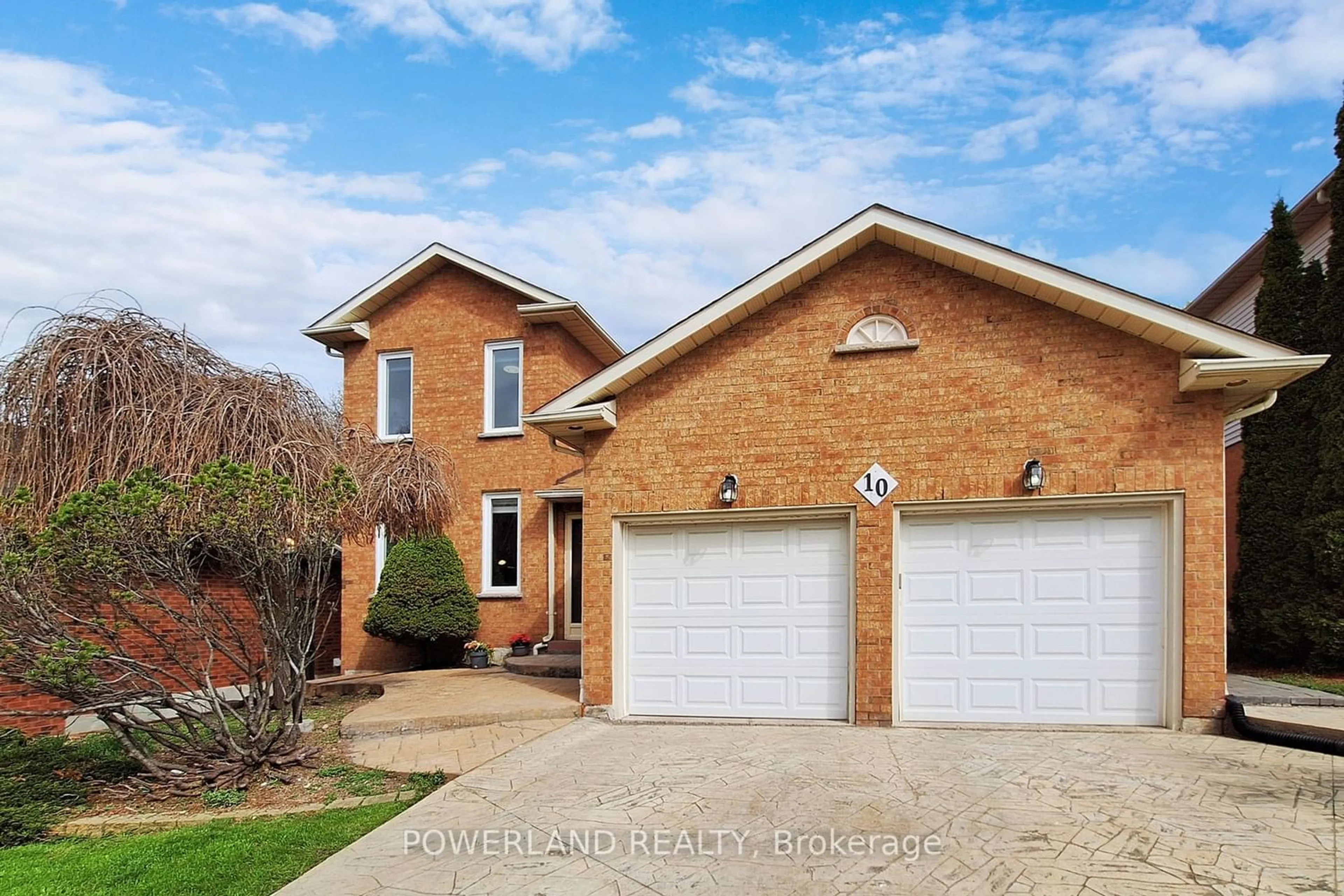 Home with brick exterior material for 10 Raiford St, Aurora Ontario L4G 6J2