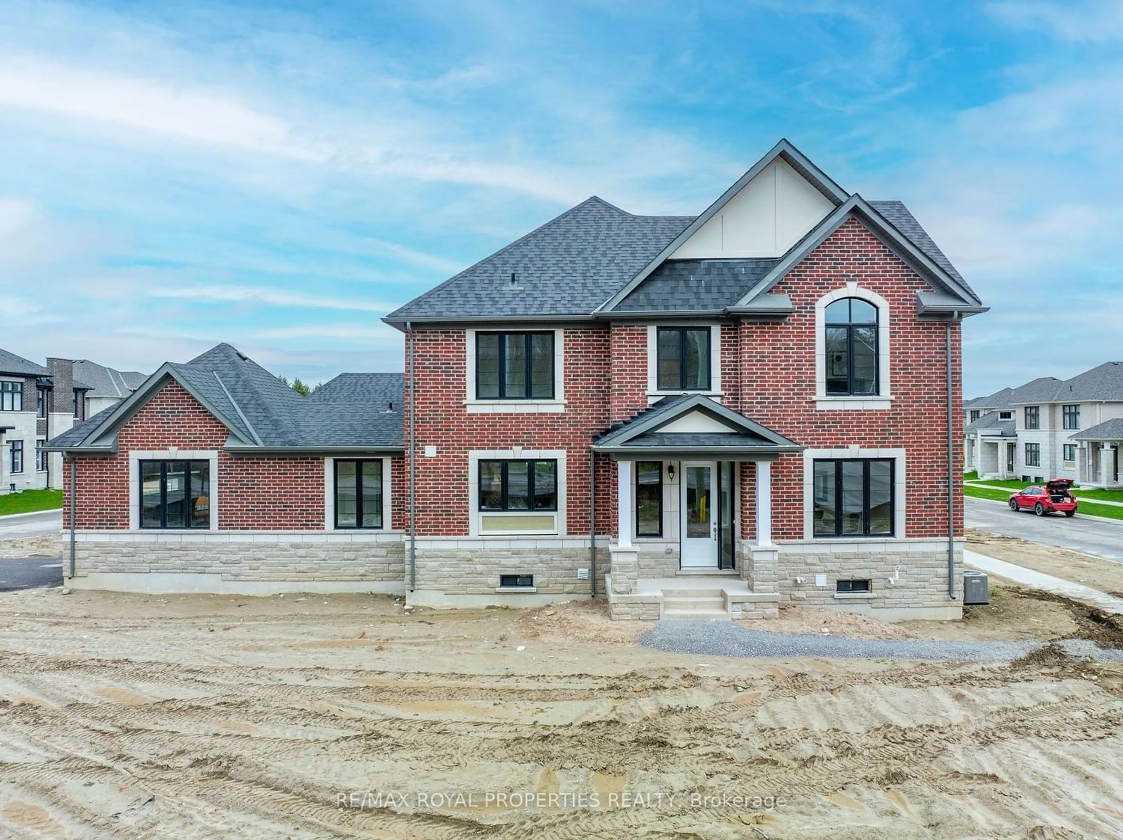 Home with brick exterior material for 2 Hearthwood Gate, Whitchurch-Stouffville Ontario L4A 7X4