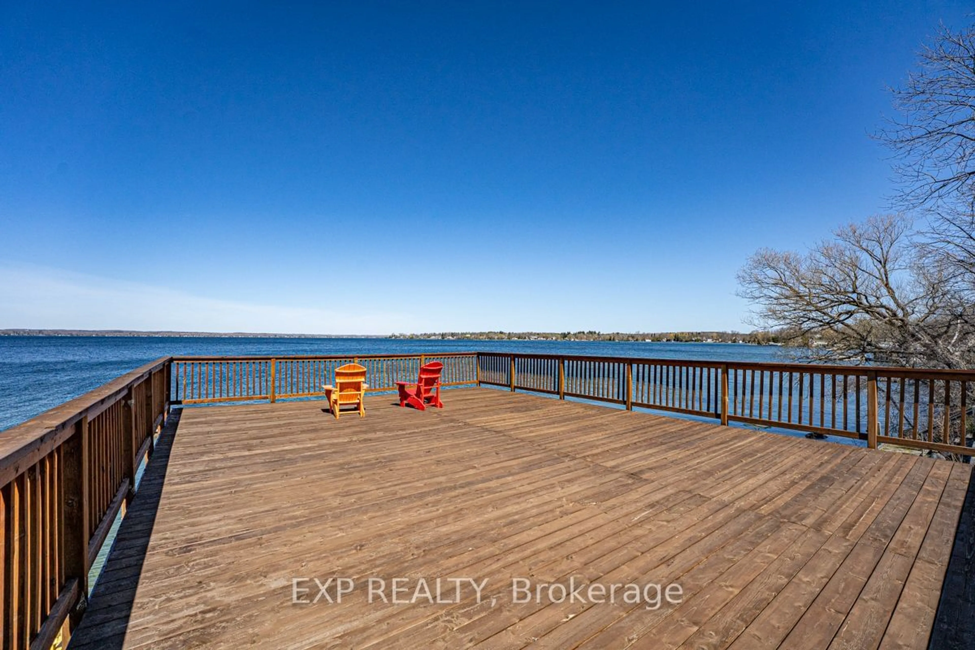 A pic from exterior of the house or condo, lake for 229 Lake Dr, Georgina Ontario L4P 3C8