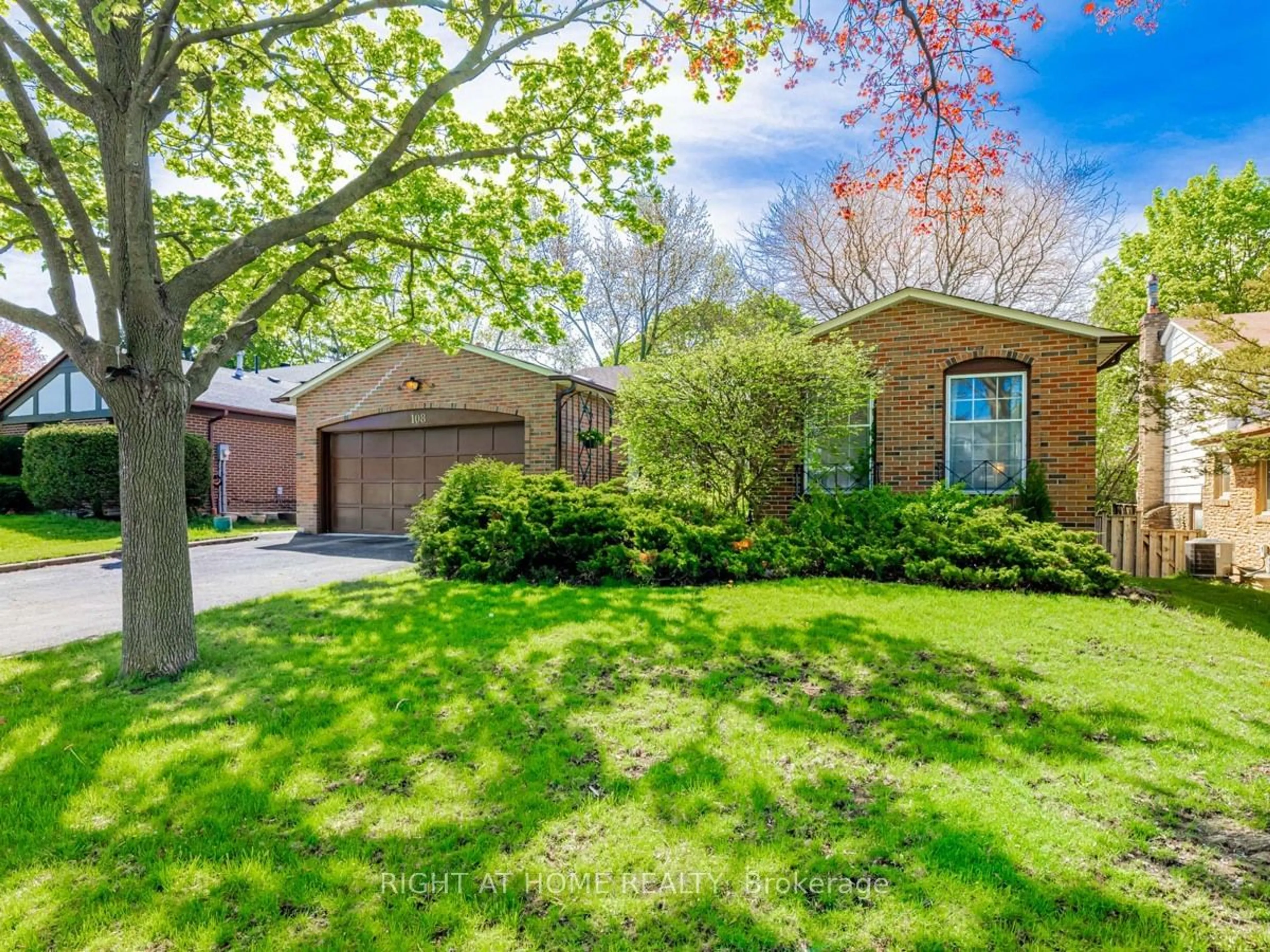 Home with brick exterior material for 108 Holsworthy Cres, Markham Ontario L3T 4K1