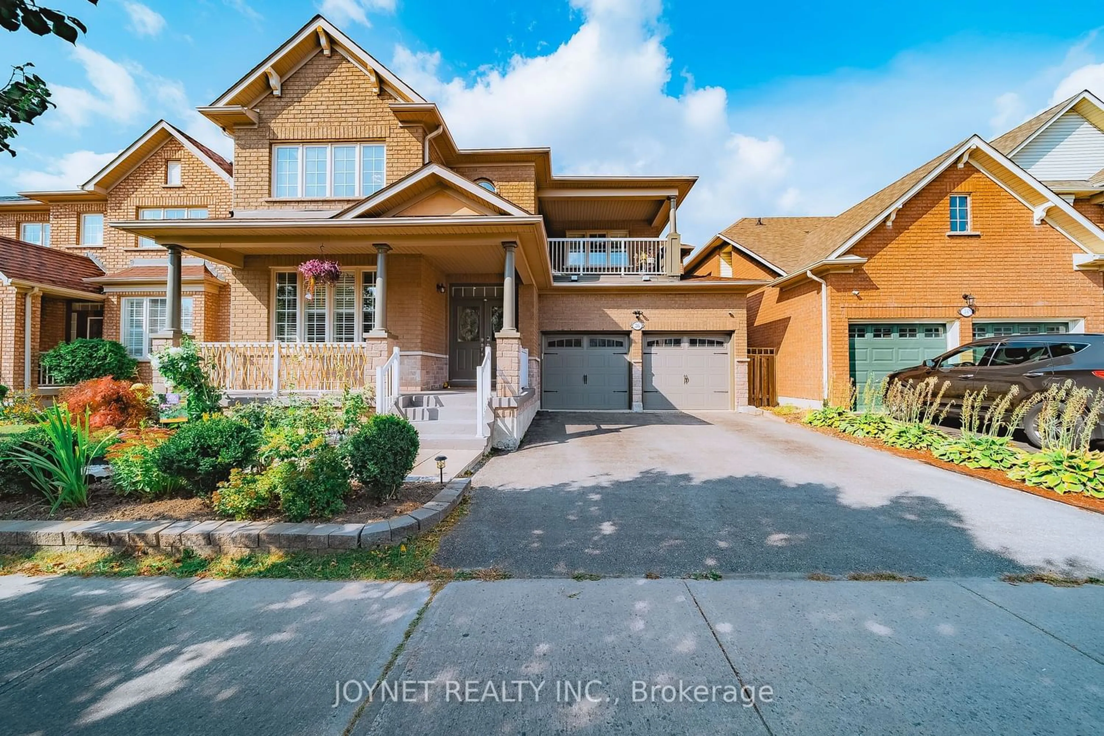 Frontside or backside of a home for 36 Newbridge Ave, Richmond Hill Ontario L4E 3Z9