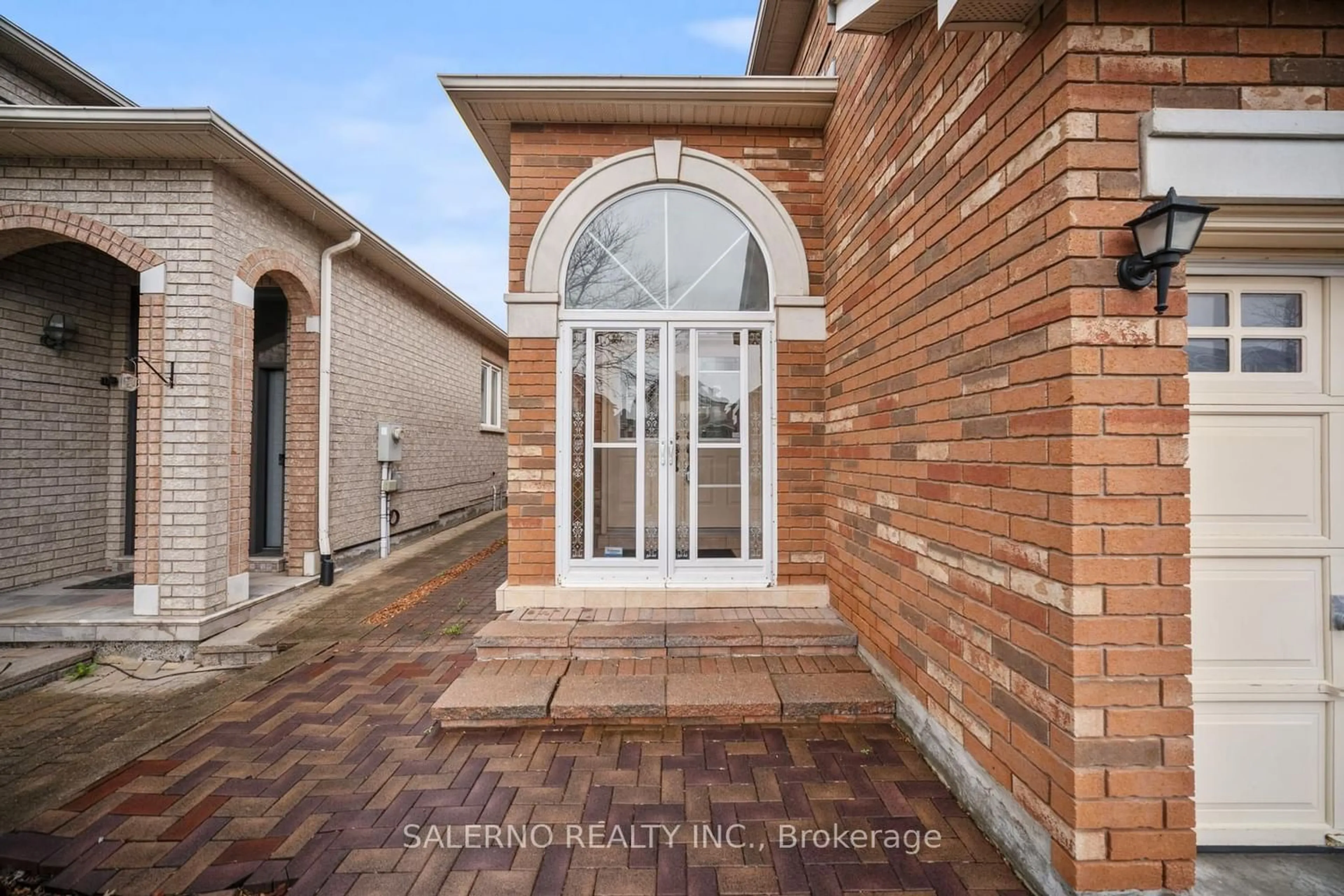 Home with brick exterior material for 37 Monterey Rd, Vaughan Ontario L4H 1W3