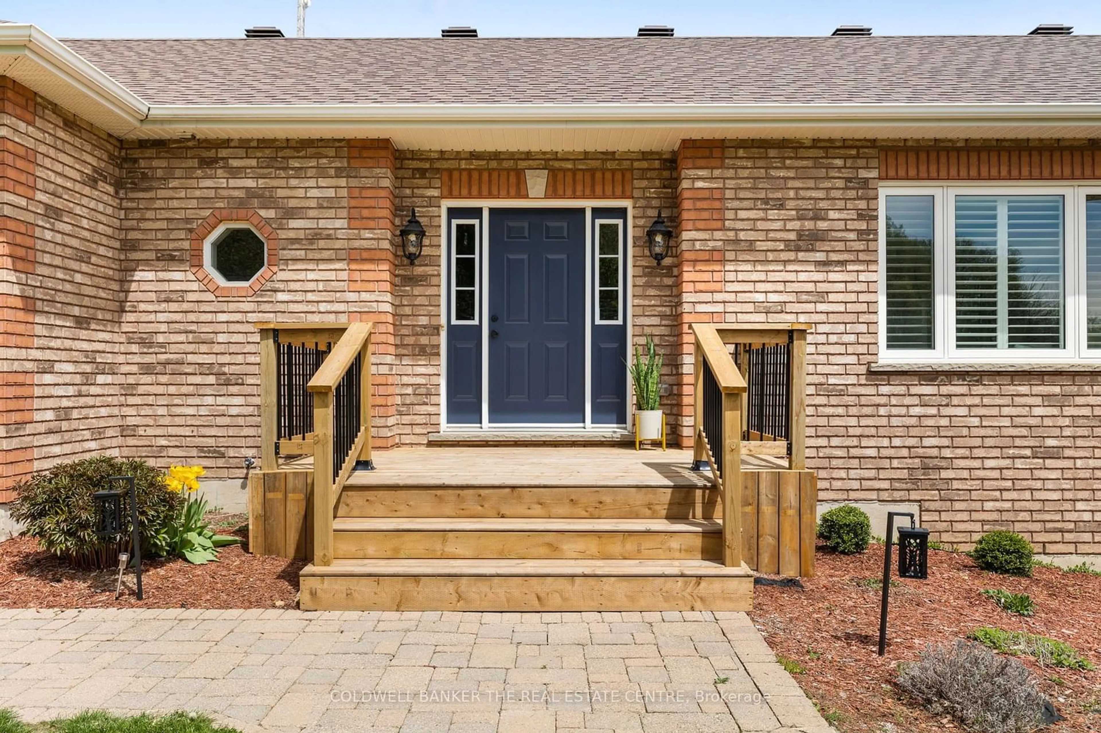 Home with brick exterior material for 7599 Concession 2 Rd, Adjala-Tosorontio Ontario L0M 1M0