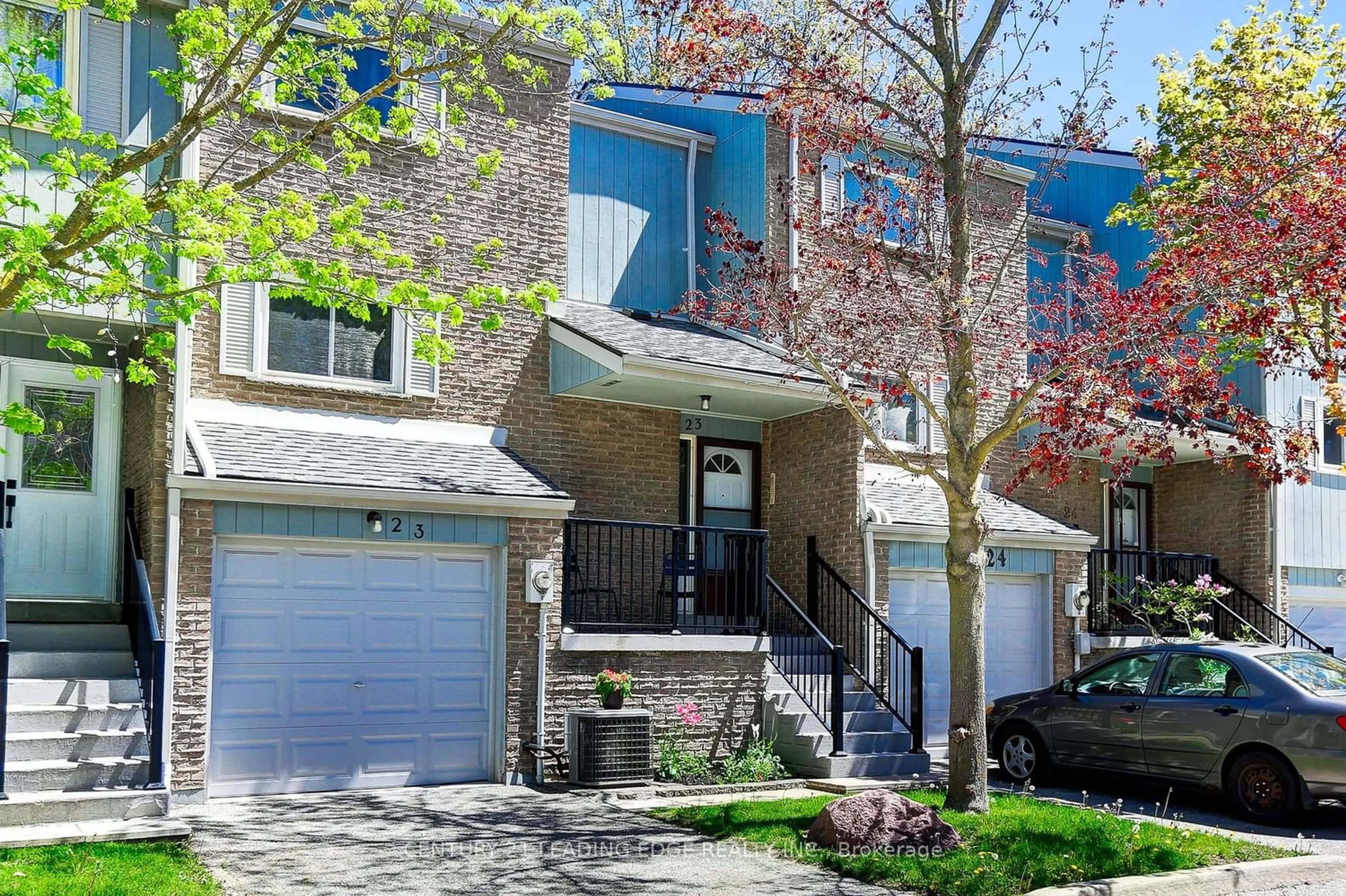 A pic from exterior of the house or condo for 646 Village Pkwy #23, Markham Ontario L3R 2S7