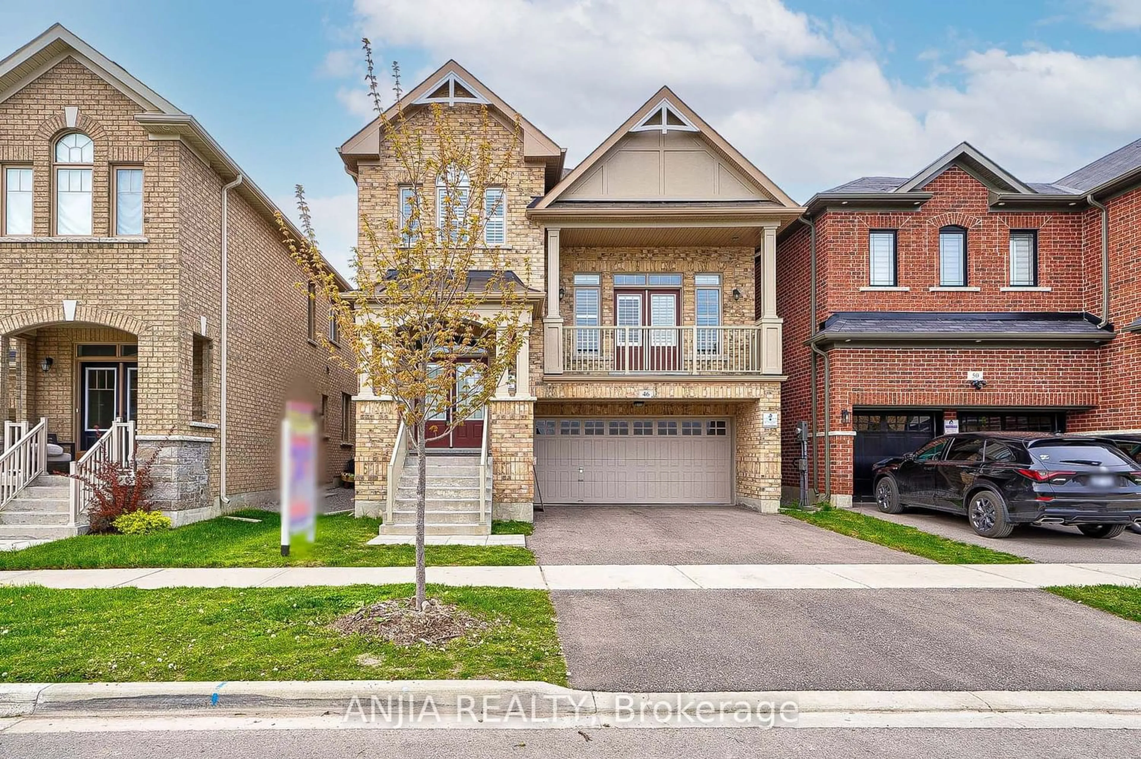 Home with brick exterior material for 46 Buttonleaf Cres, Whitchurch-Stouffville Ontario L4A 4P5