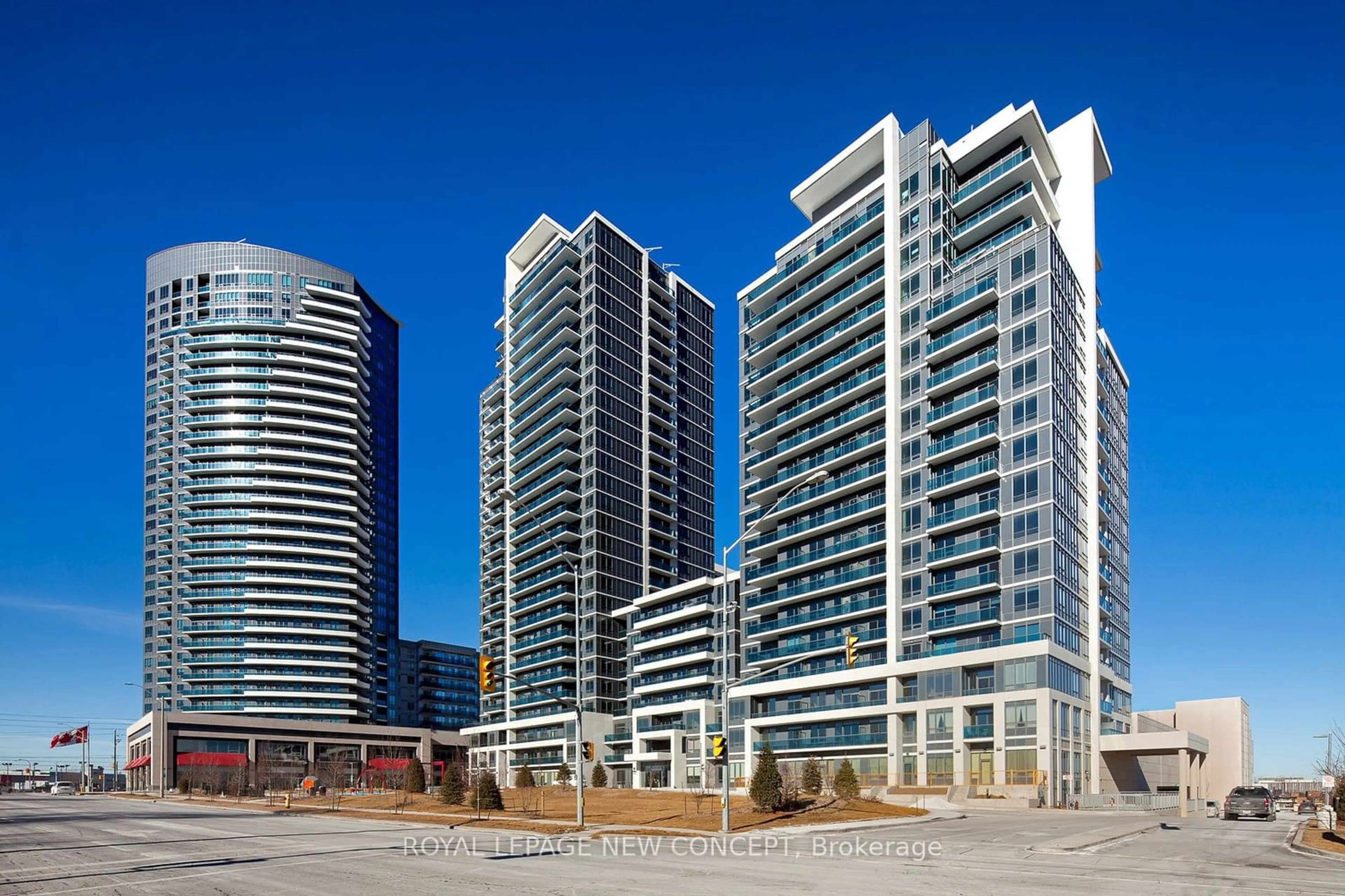A pic from exterior of the house or condo for 7171 Yonge St #2215, Markham Ontario L3T 0C5
