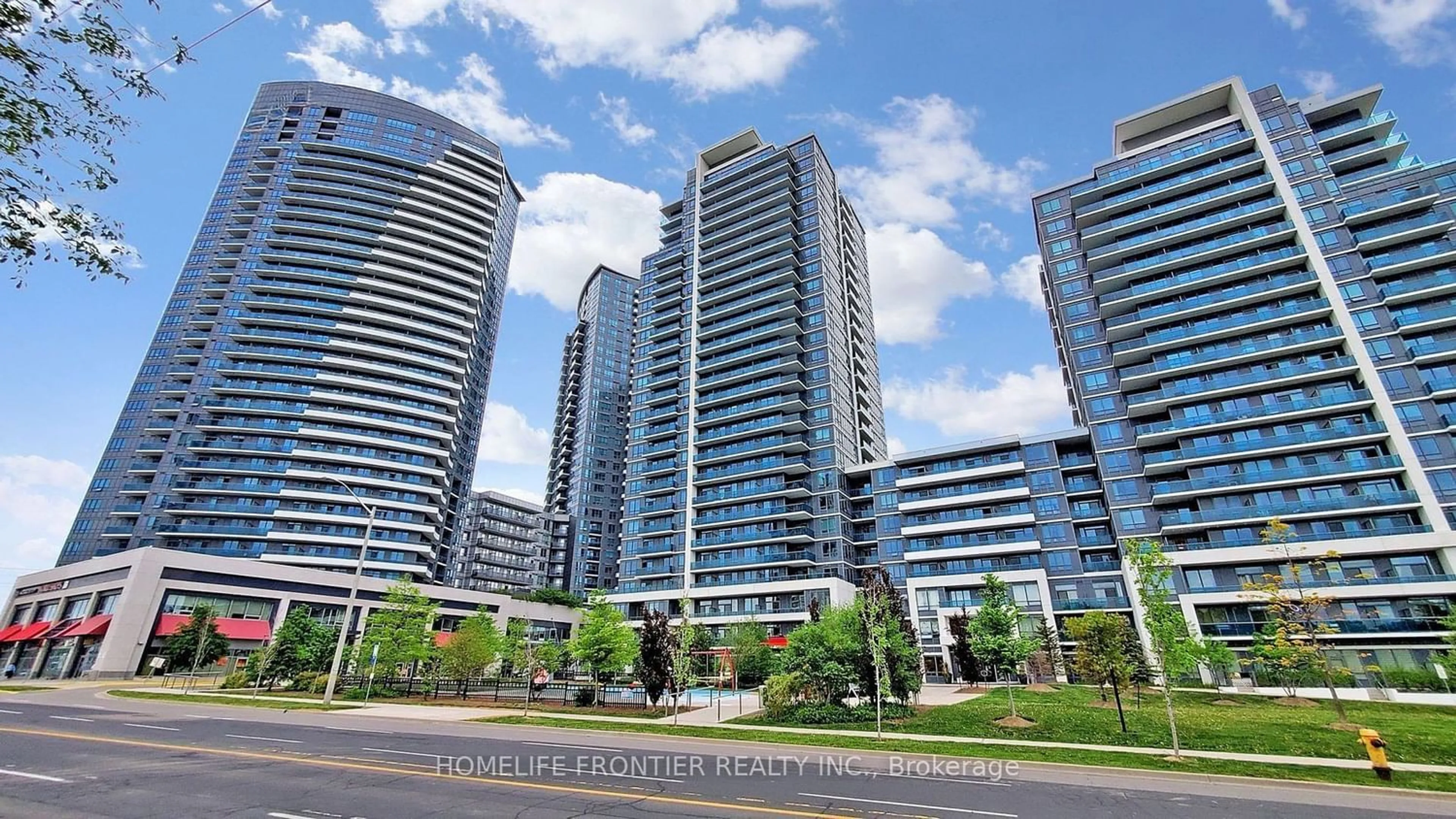 A pic from exterior of the house or condo for 7171 Yonge St #806, Markham Ontario L3T 0C5