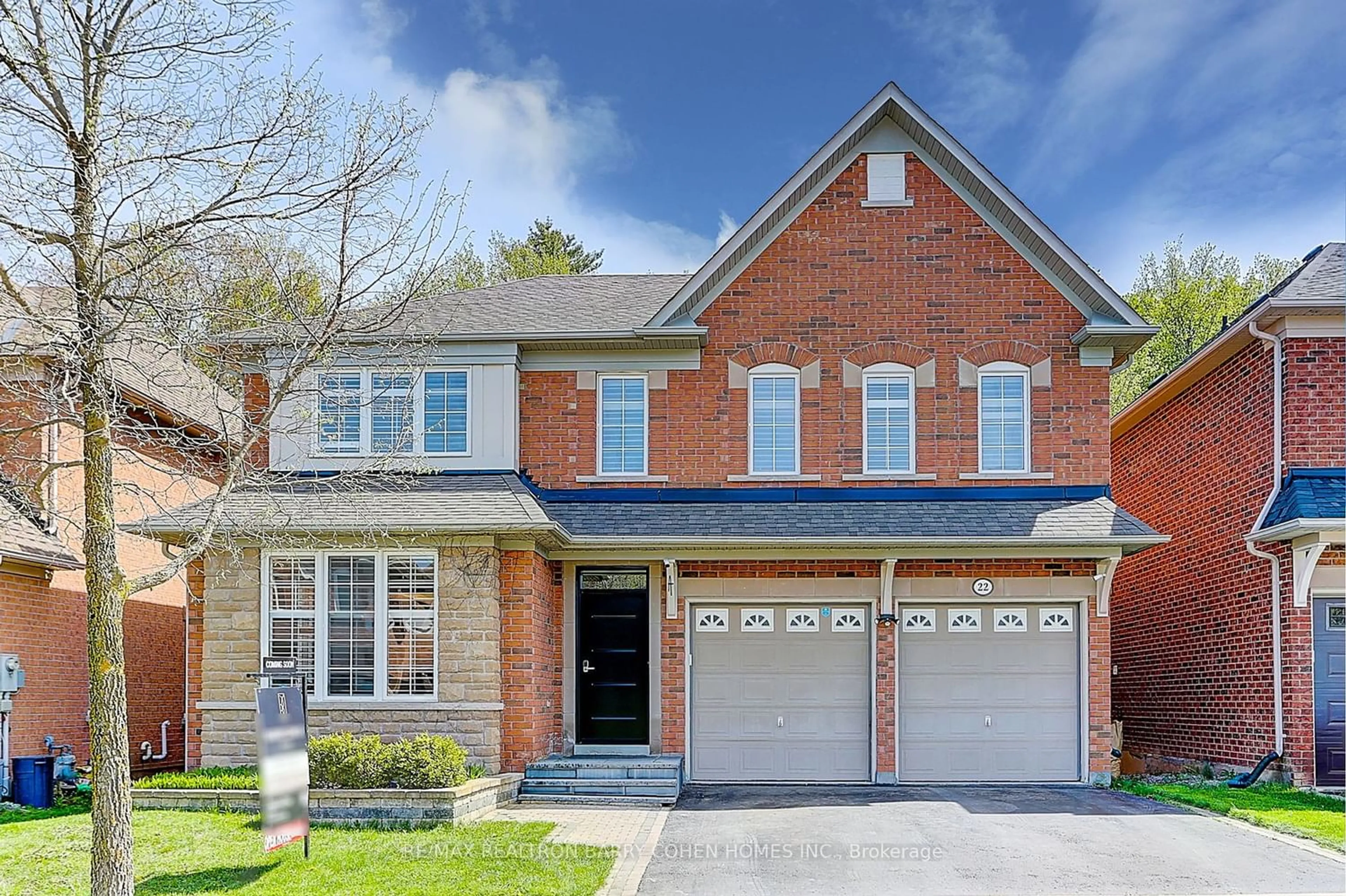 Home with brick exterior material for 22 Skywood Dr, Richmond Hill Ontario L4E 4L2