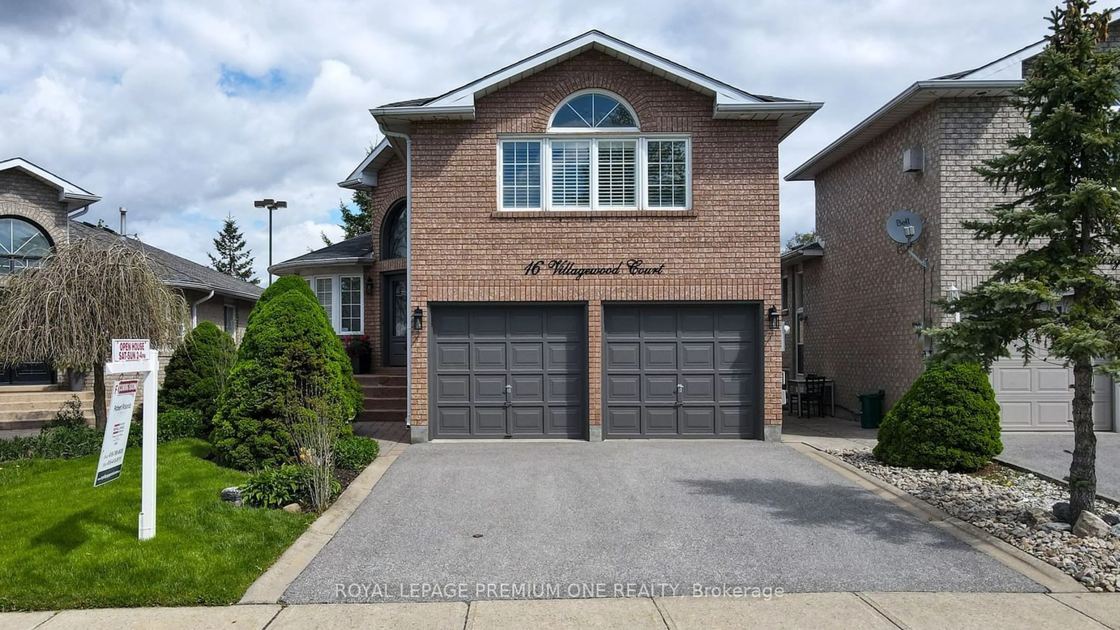 Home with brick exterior material for 16 Villagewood Crt, Vaughan Ontario L4L 8V9