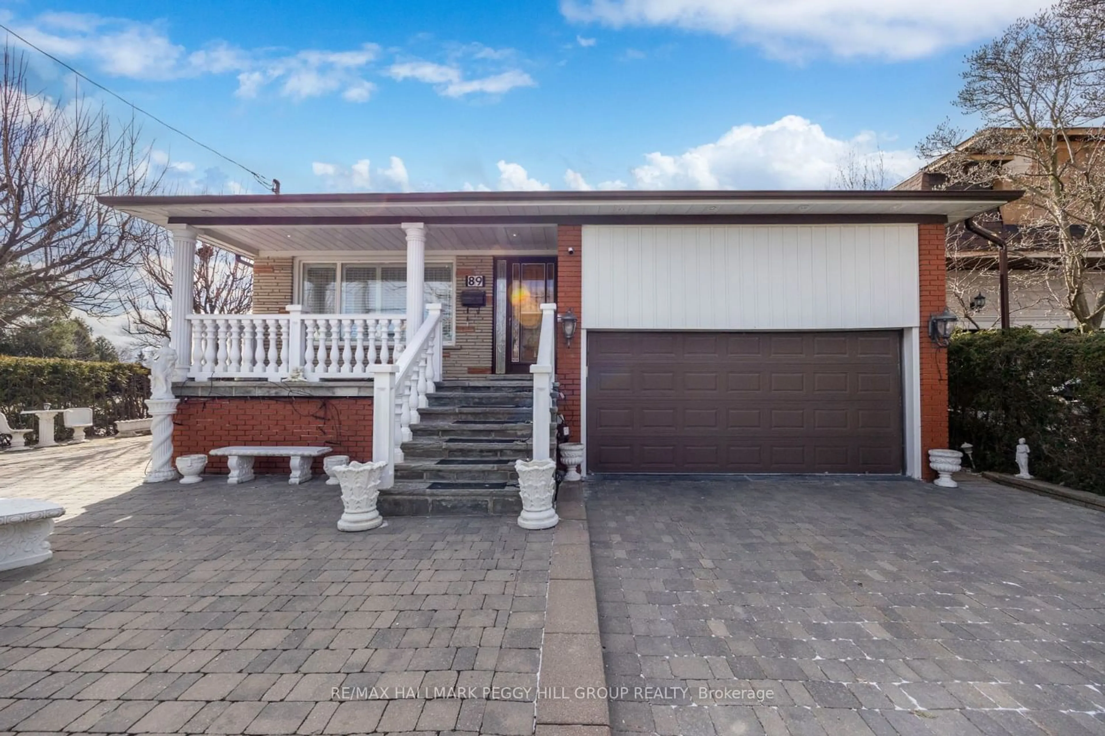 Frontside or backside of a home for 89 Crestwood Rd, Vaughan Ontario L4J 1A7