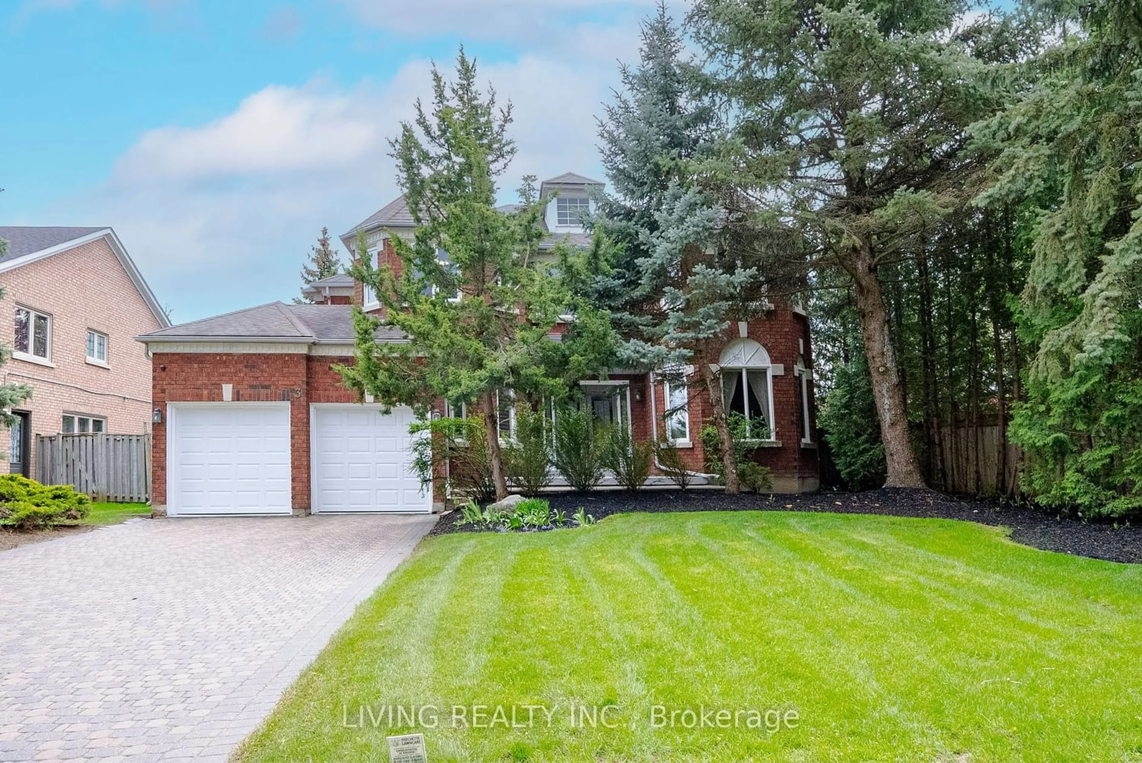 Frontside or backside of a home for 3 Crescentview Rd, Richmond Hill Ontario L4B 2Z1