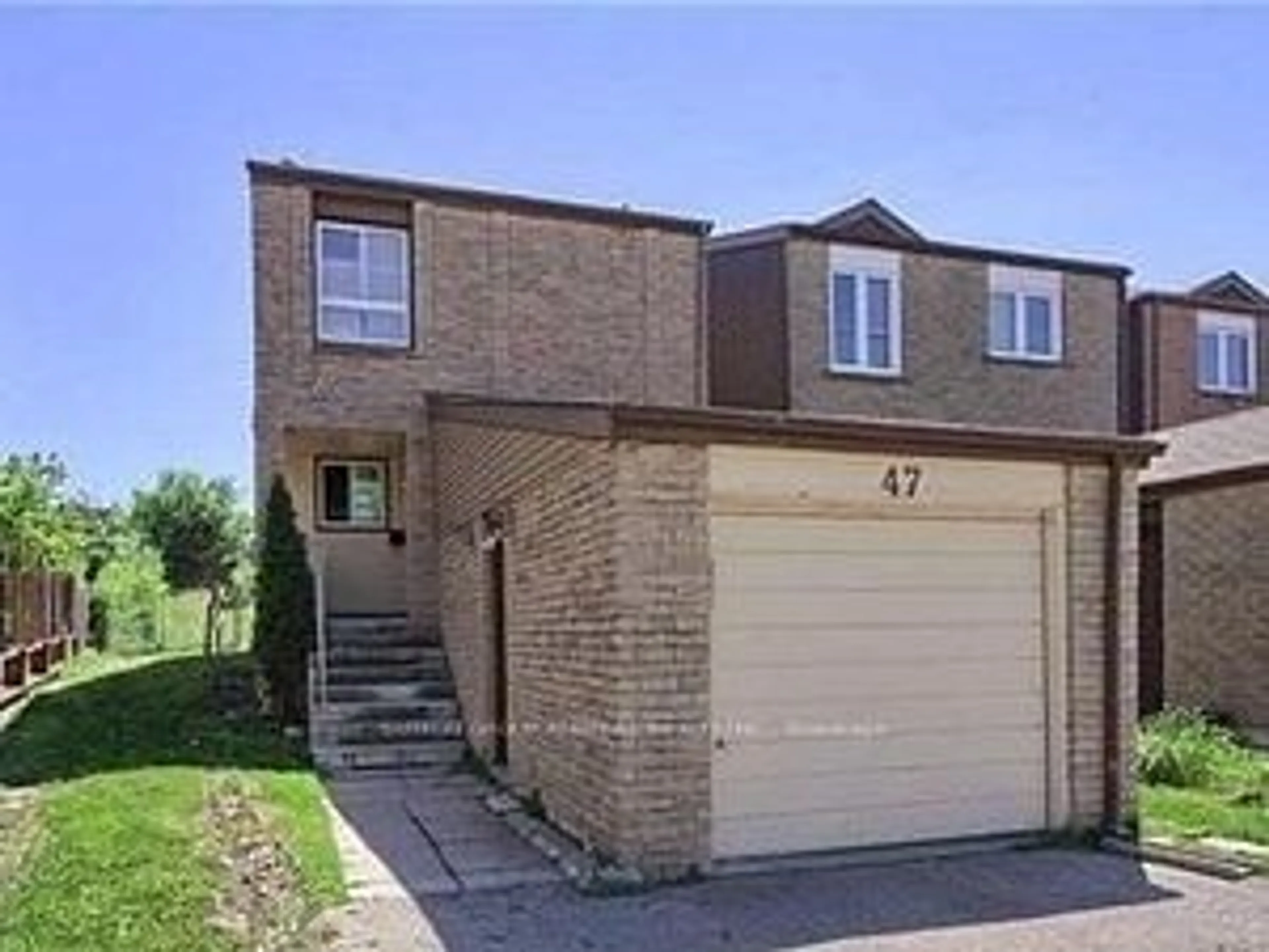 A pic from exterior of the house or condo for 47 Riviera Dr, Vaughan Ontario L4K 2H9