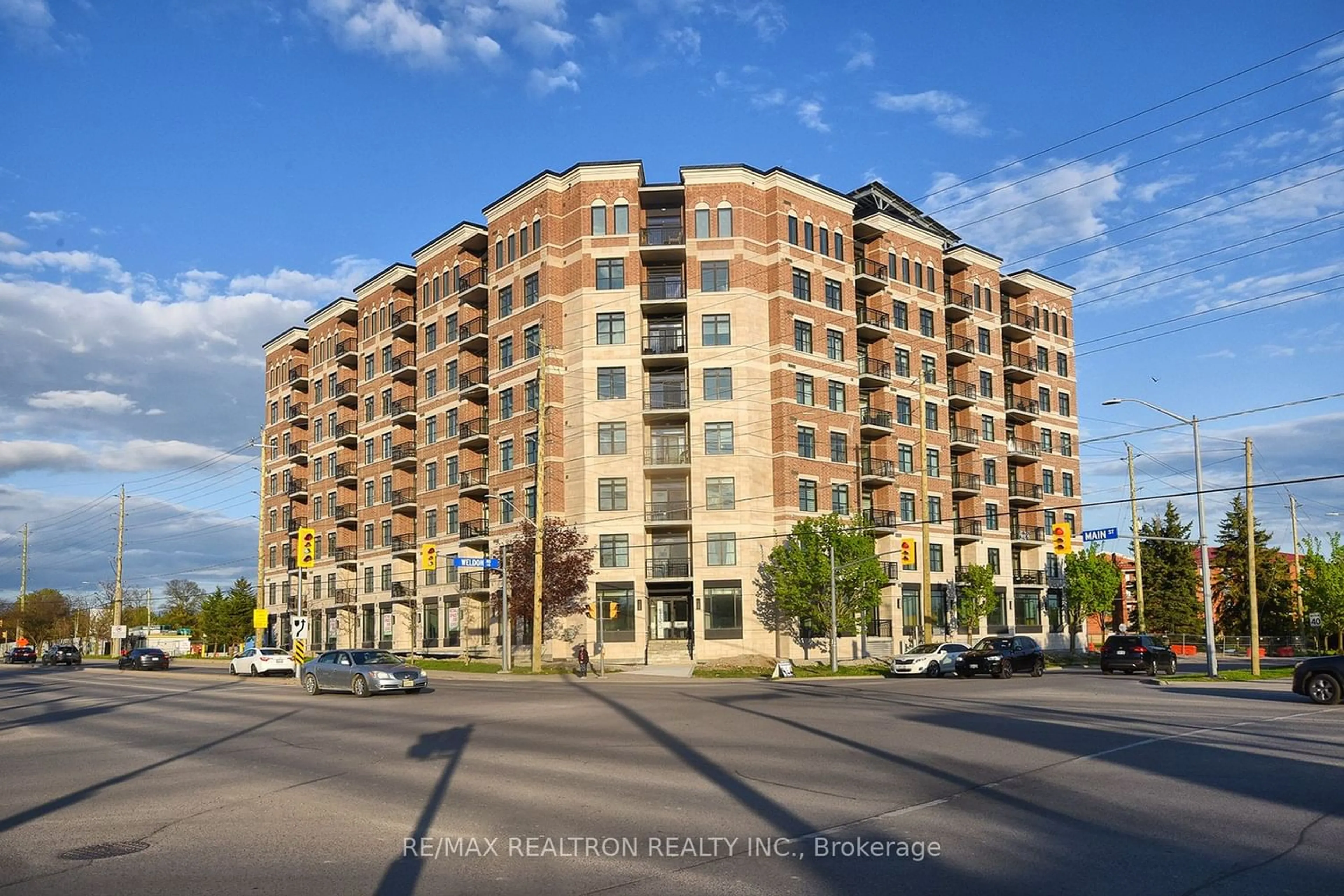 A pic from exterior of the house or condo for 5917 Main St #404, Whitchurch-Stouffville Ontario L4A 5G4