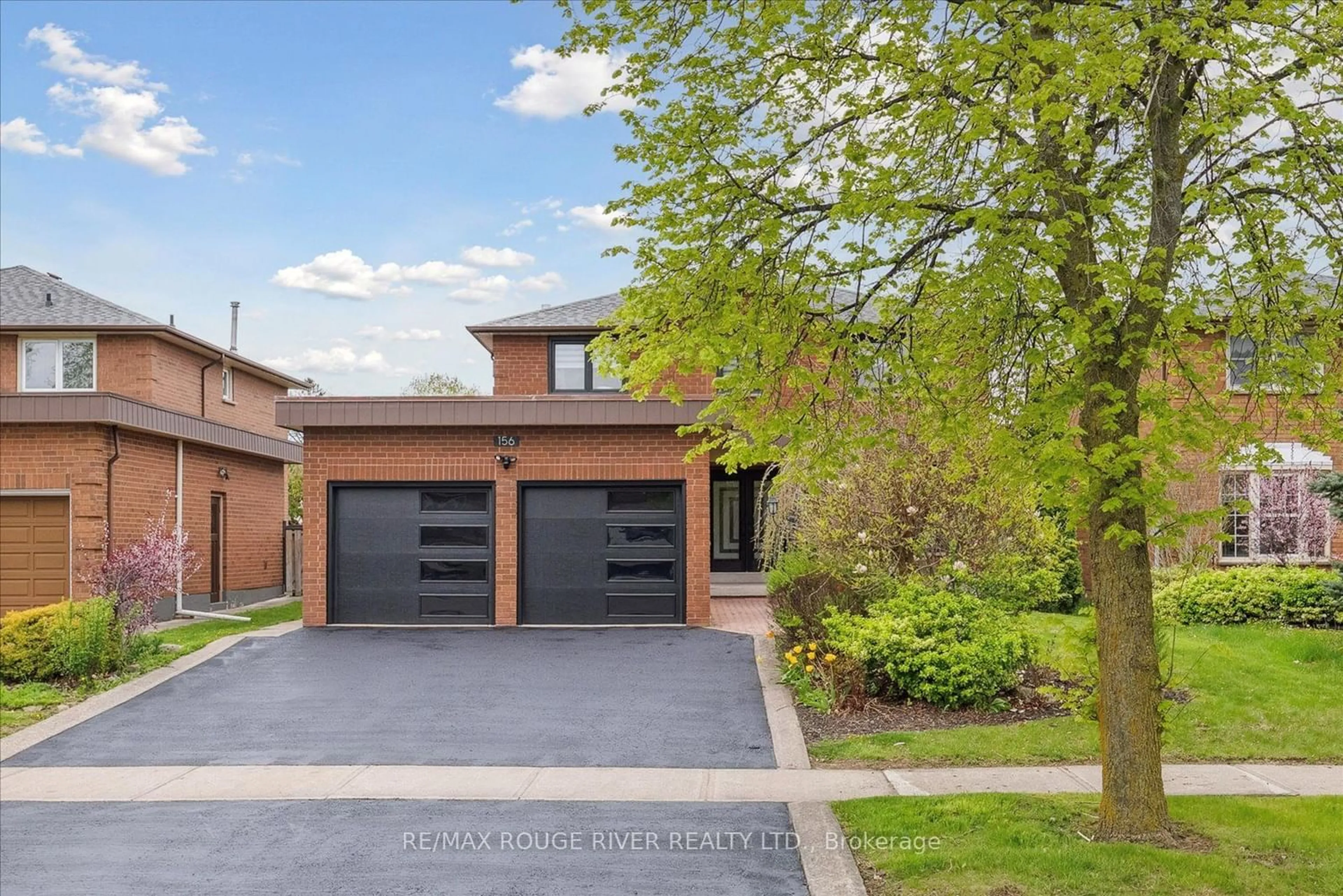 Home with brick exterior material for 156 Beechnut Rd, Vaughan Ontario L4L 6T6