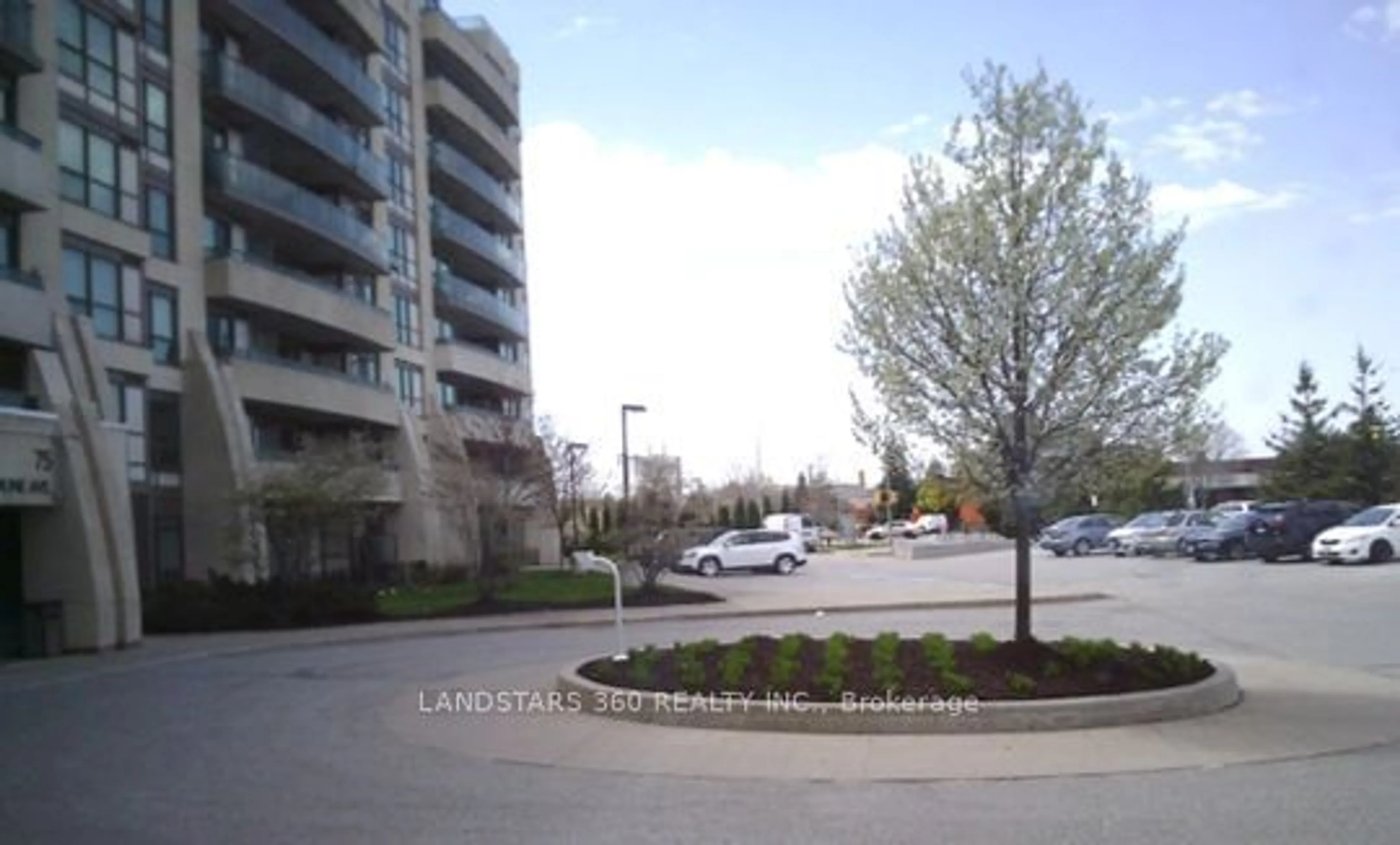 Unknown for 75 Norman Bethune Ave #102, Richmond Hill Ontario L4B 0B6