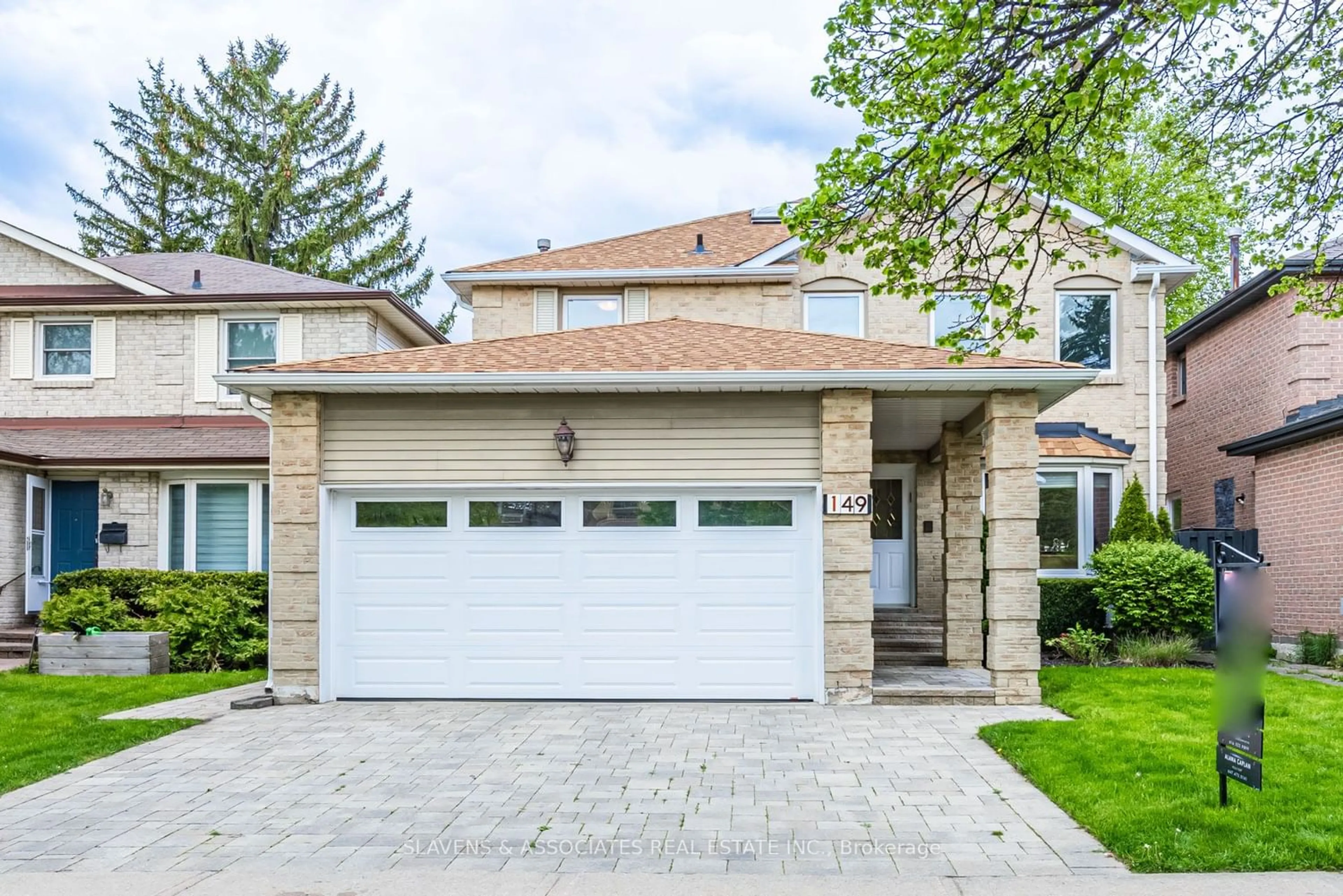 Home with brick exterior material for 149 York Hill Blvd, Vaughan Ontario L4J 2P5