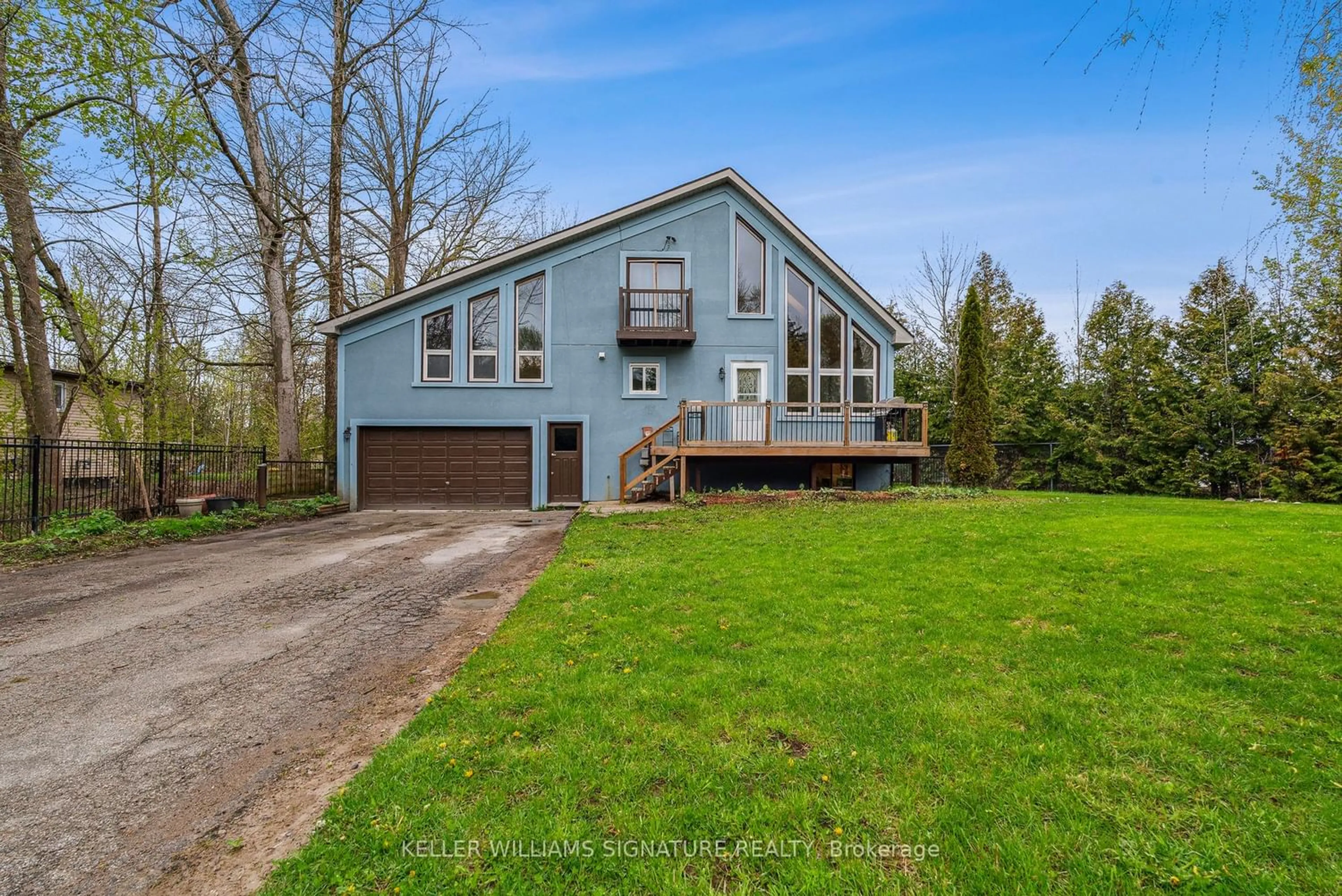 Frontside or backside of a home for 3716 Maple Grove Rd, Innisfil Ontario L9S 3B3
