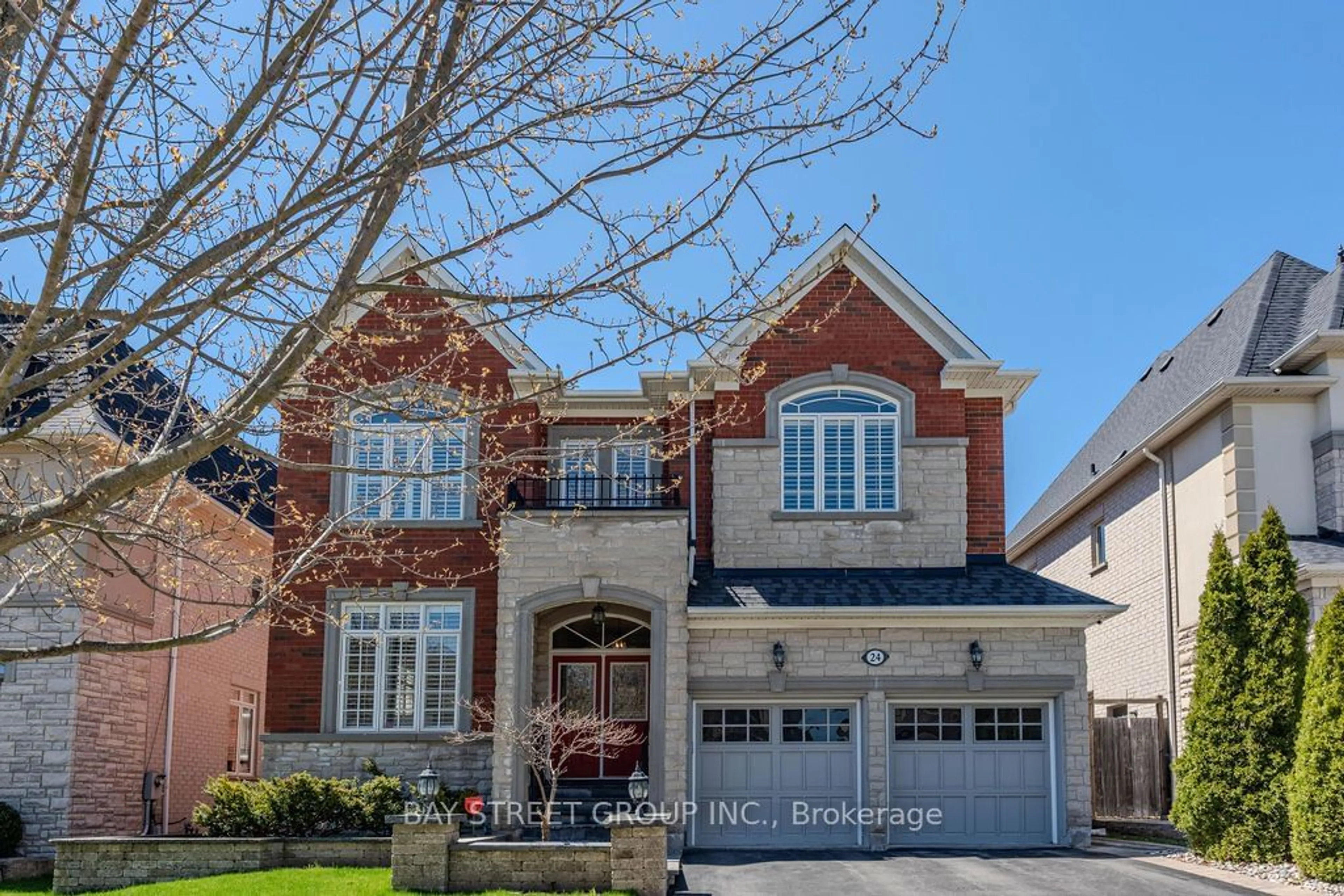 Home with brick exterior material for 24 Sachet Dr, Richmond Hill Ontario L4E 4S1