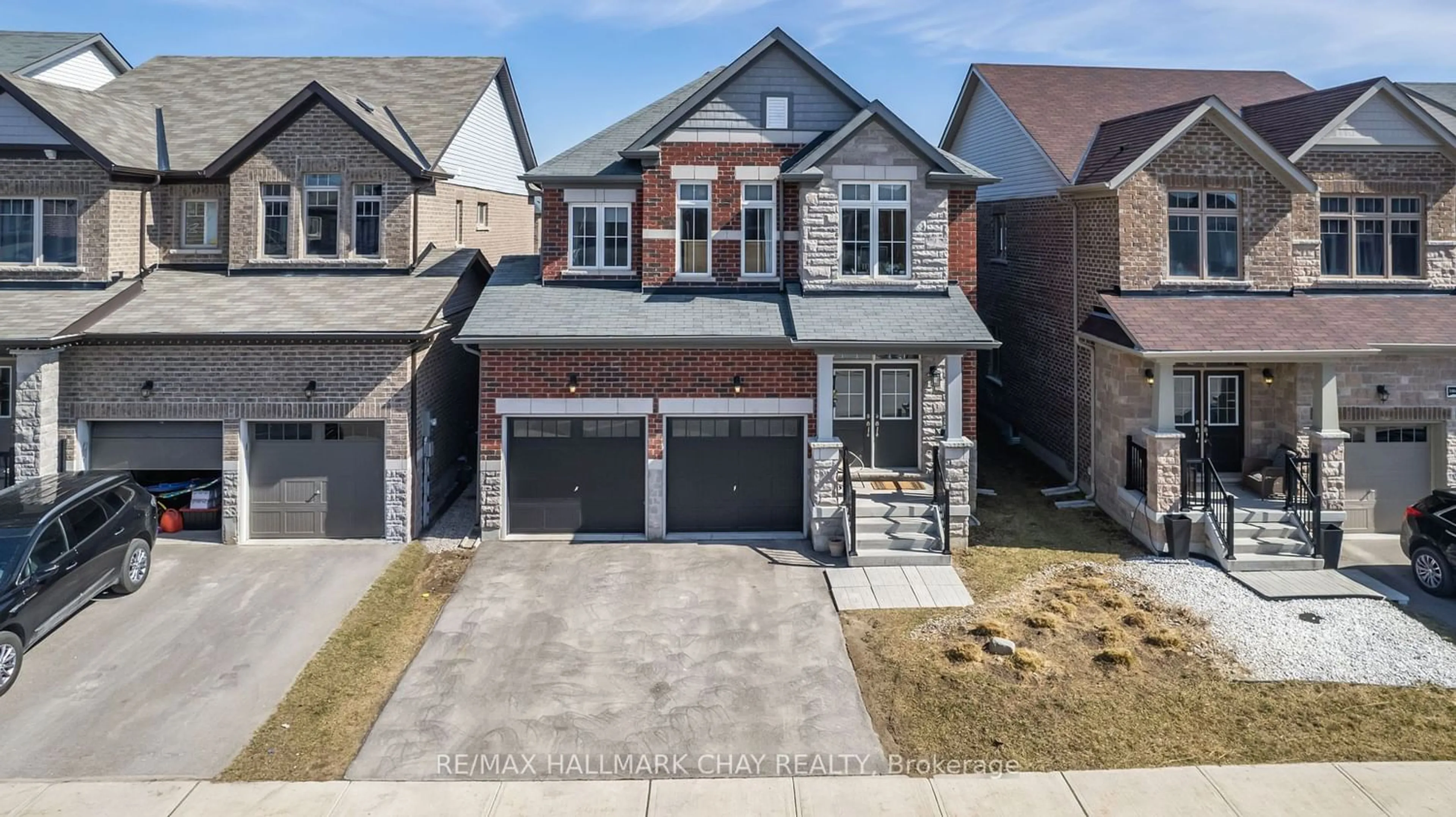 Home with brick exterior material for 1460 Farrow Cres, Innisfil Ontario L9S 0J9