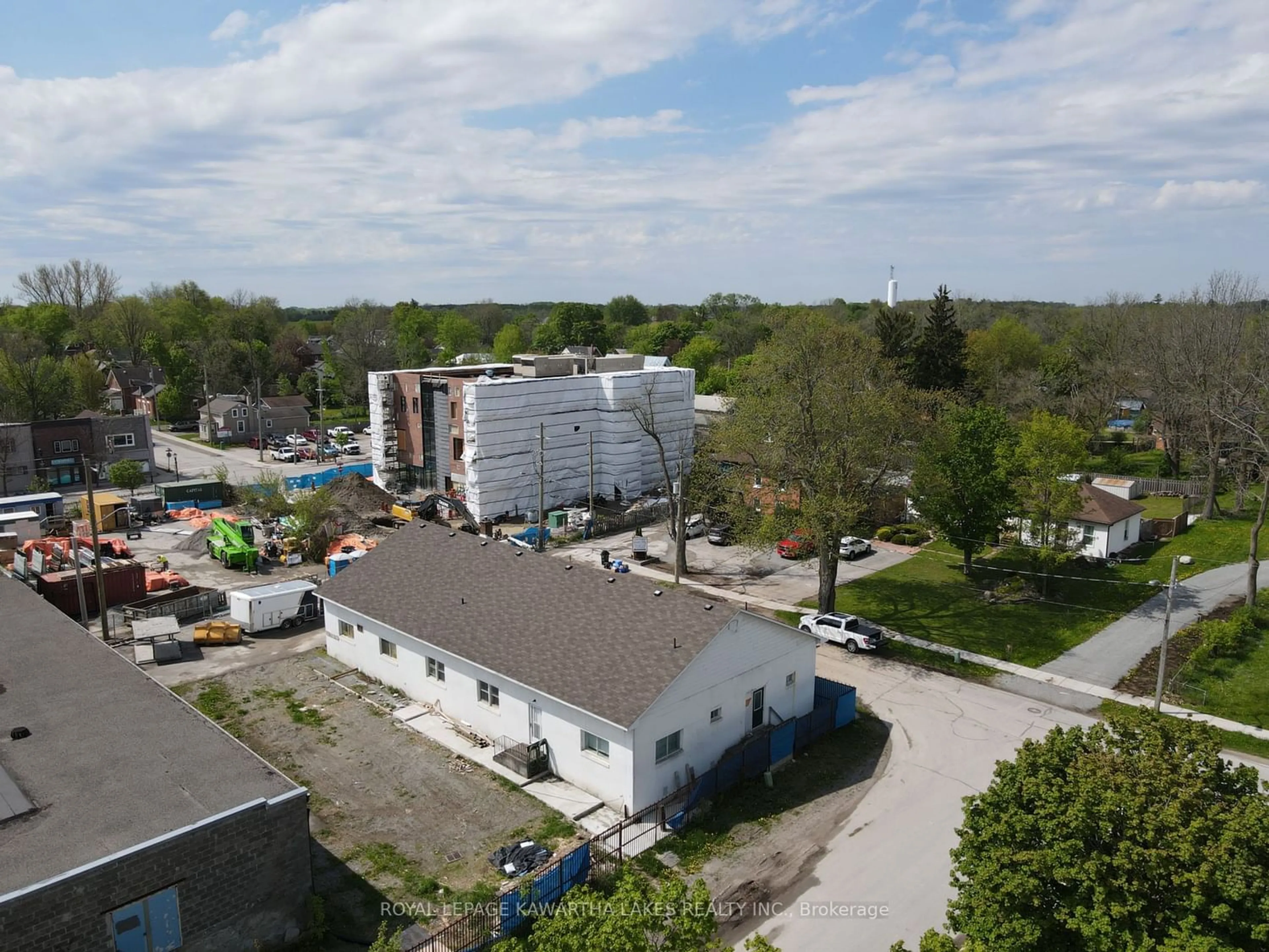 Outside view for 21 Ann St, Brock Ontario L0E 1E0