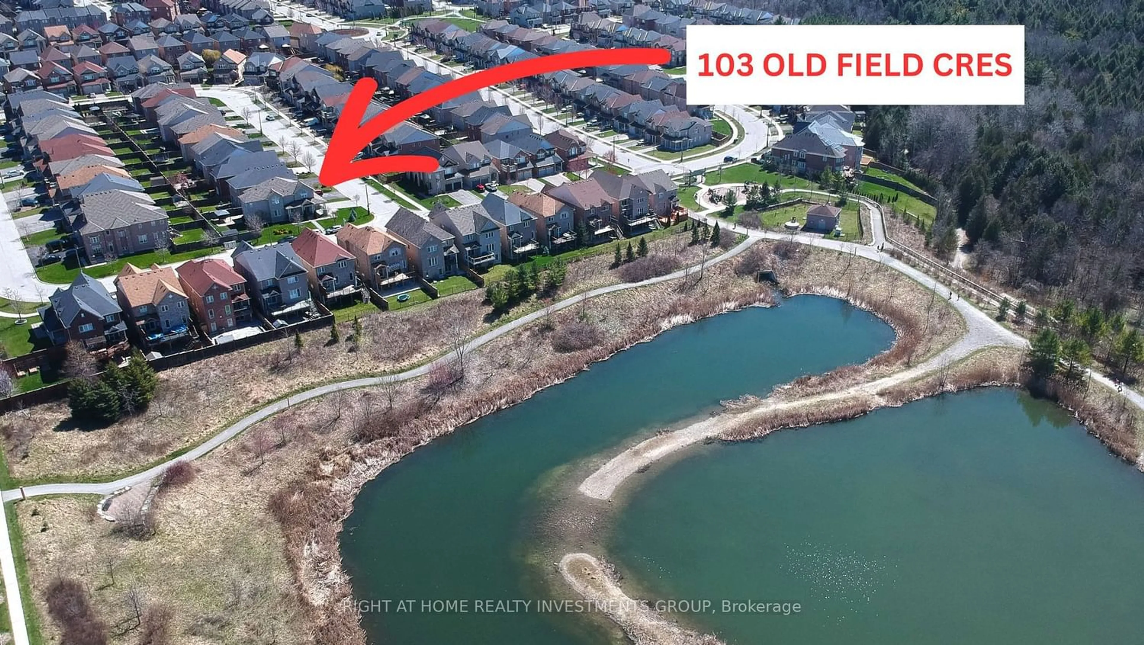 A pic from exterior of the house or condo for 103 Old Field Cres, Newmarket Ontario L9N 0A3