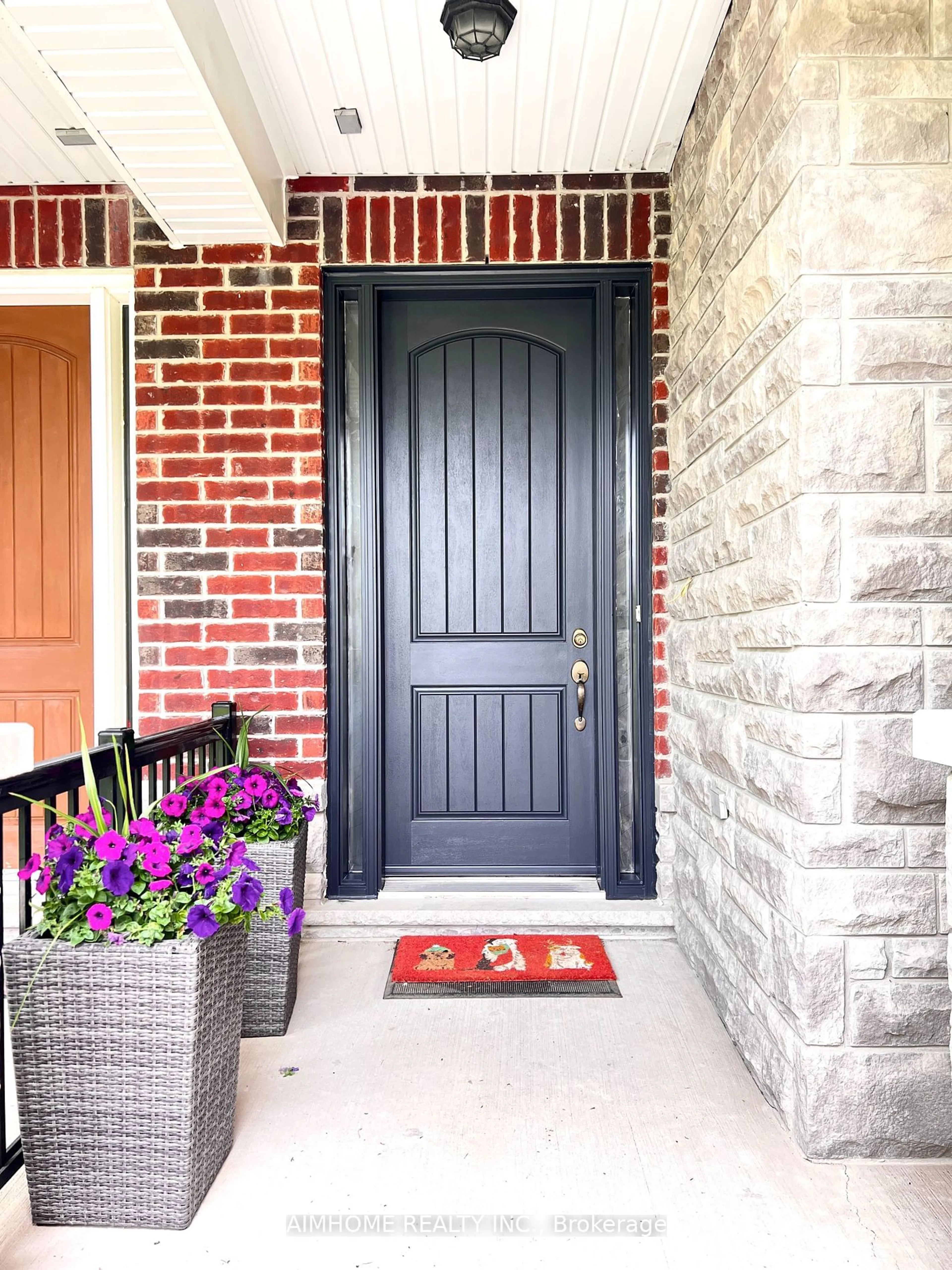 Living room for 203 Angus Glen Blvd, Markham Ontario L6C 0K1