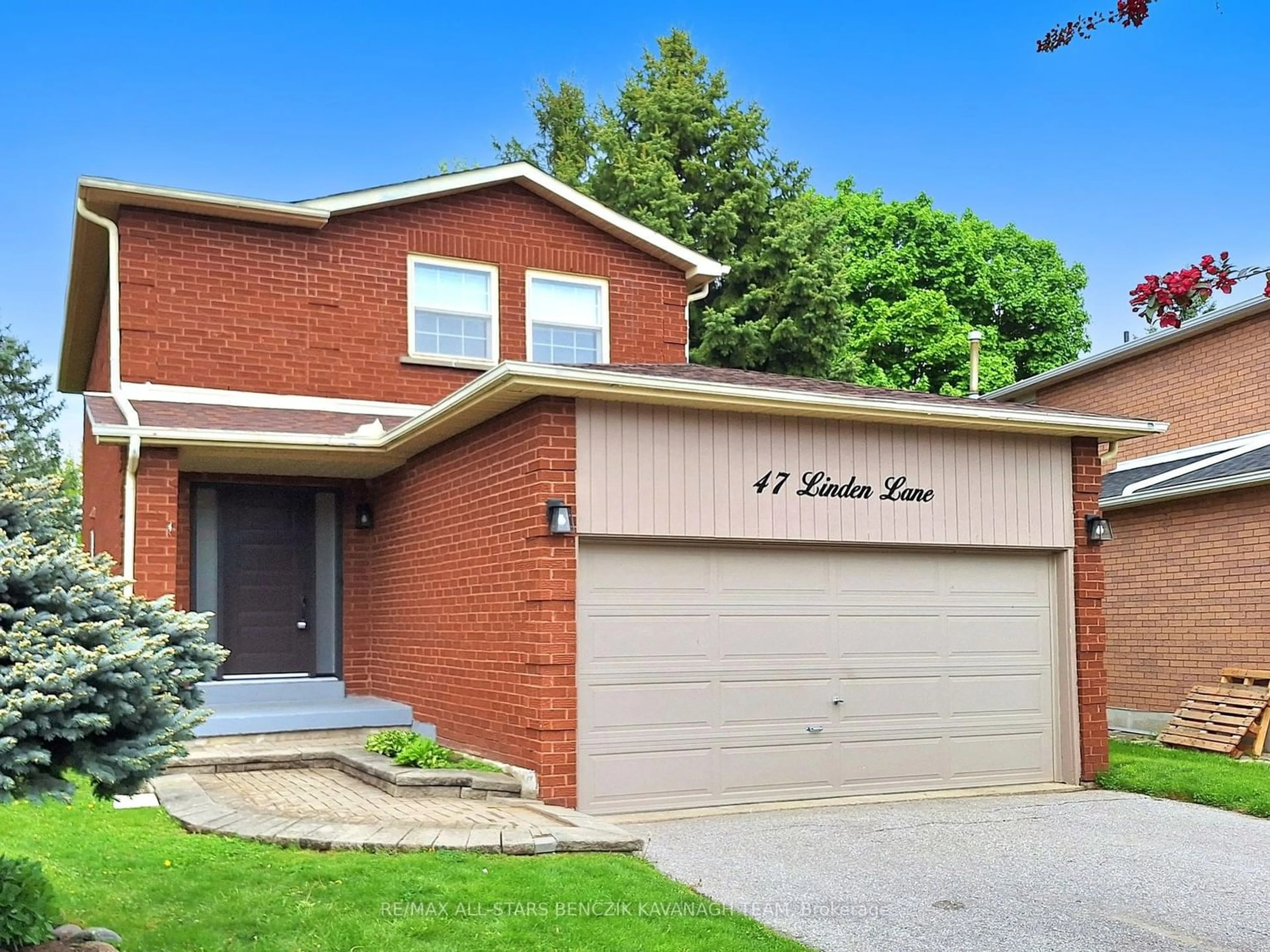 Home with brick exterior material for 47 Linden Lane, Whitchurch-Stouffville Ontario L4A 5S2