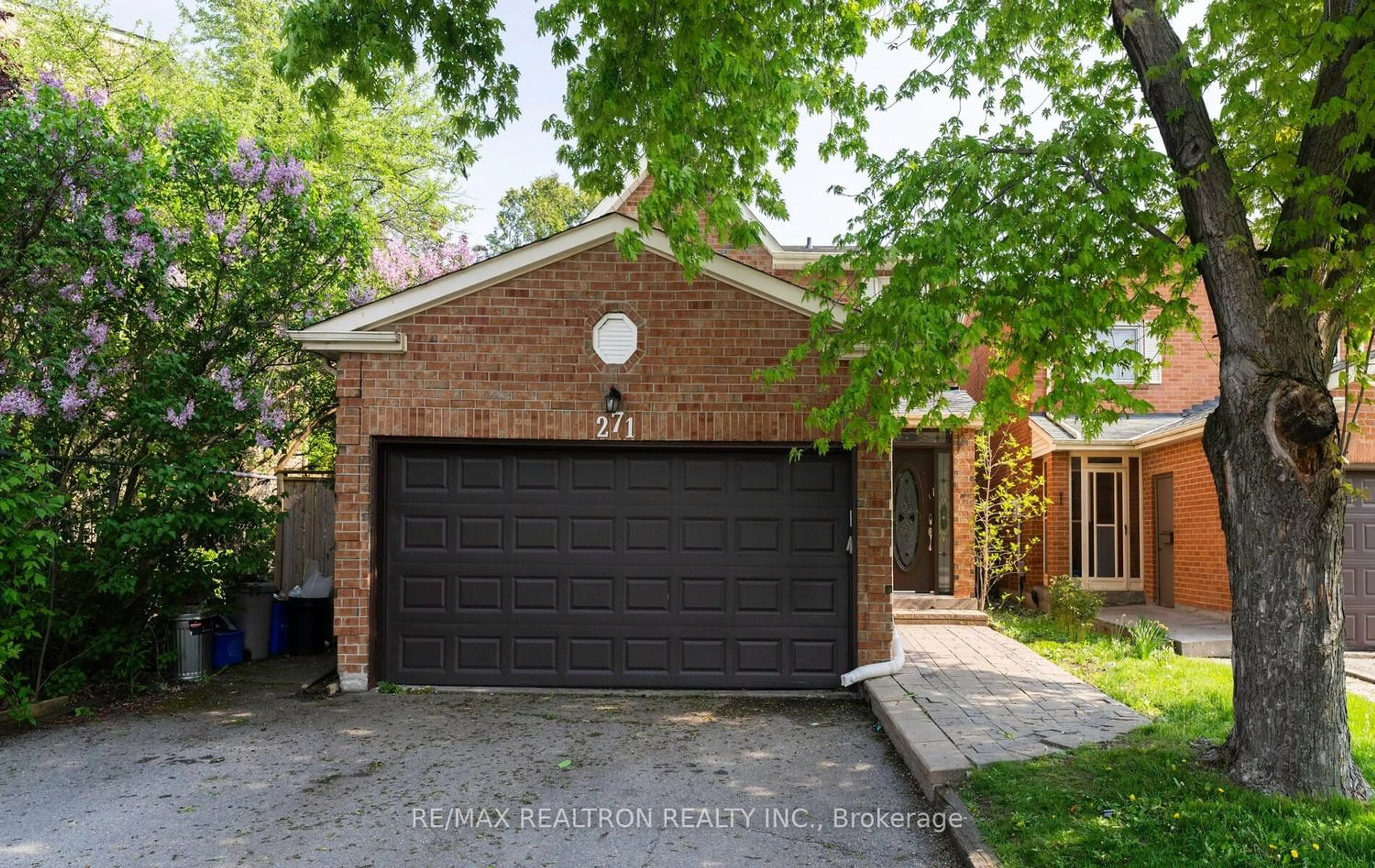 Home with brick exterior material for 271 Mullen Dr, Vaughan Ontario L4J 2V8