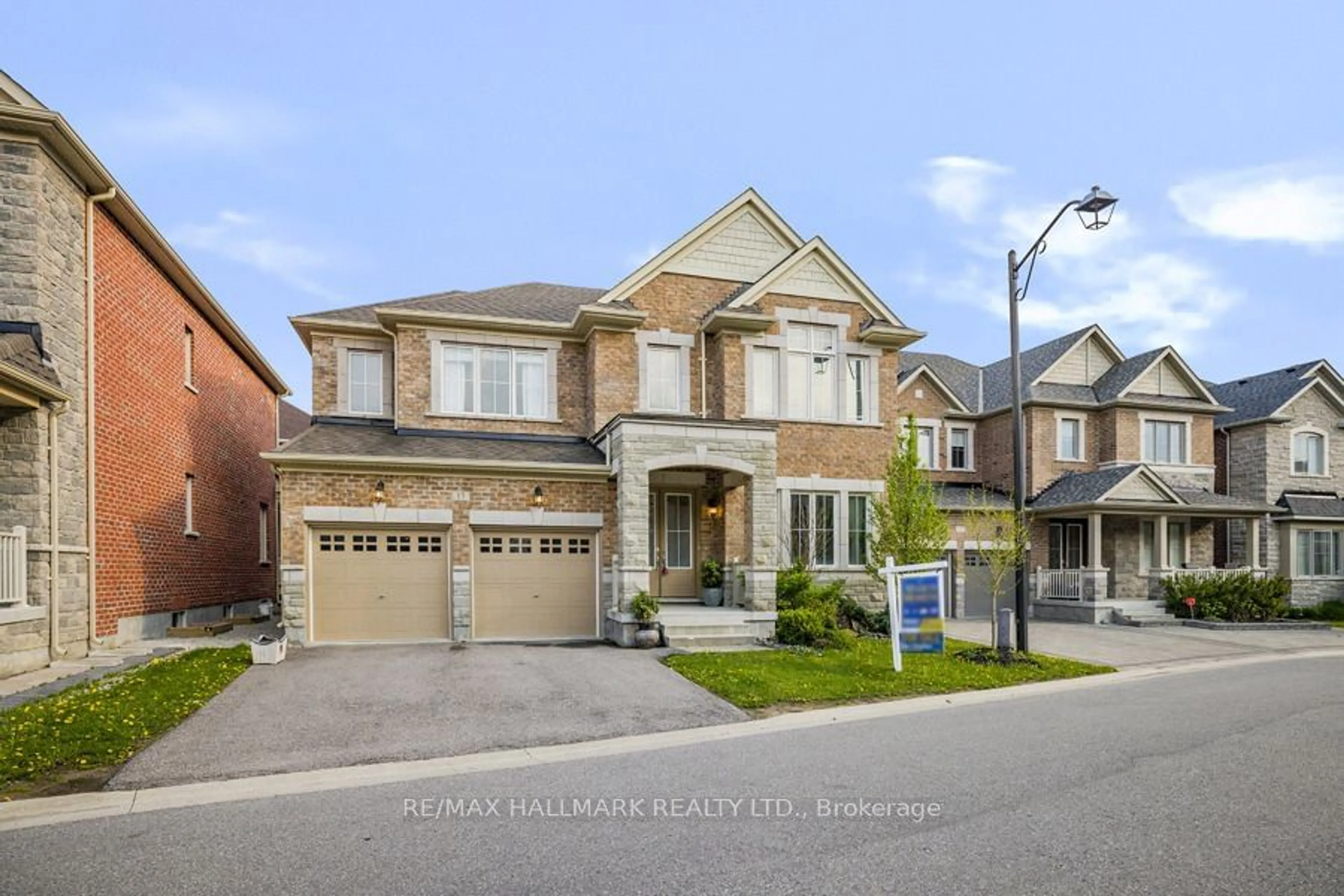 Frontside or backside of a home for Lot 48  Ken Sinclair Cres, Aurora Ontario L4G 3J1