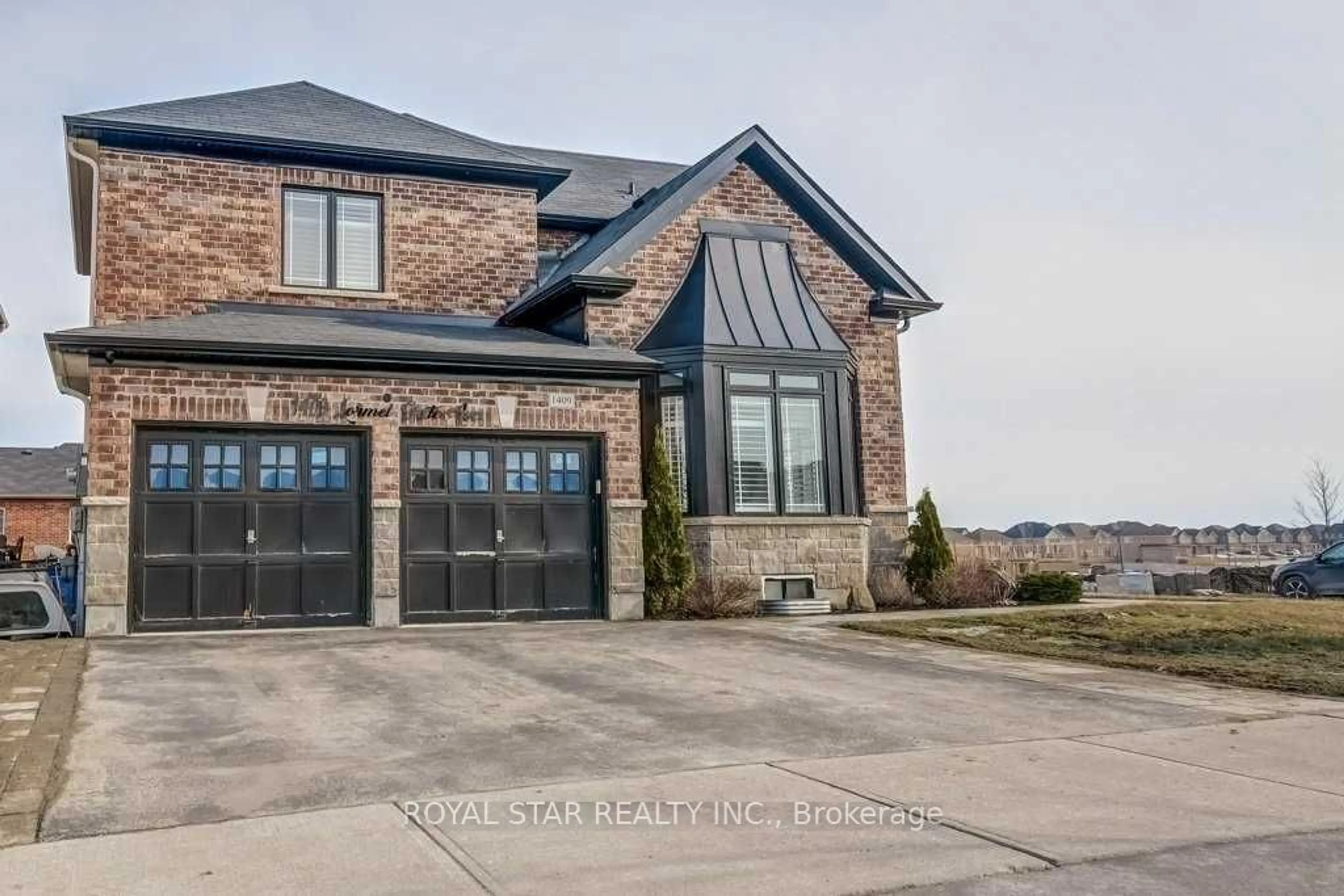 Home with brick exterior material for 1409 Lormel Gate Ave, Innisfil Ontario L0L 1W0