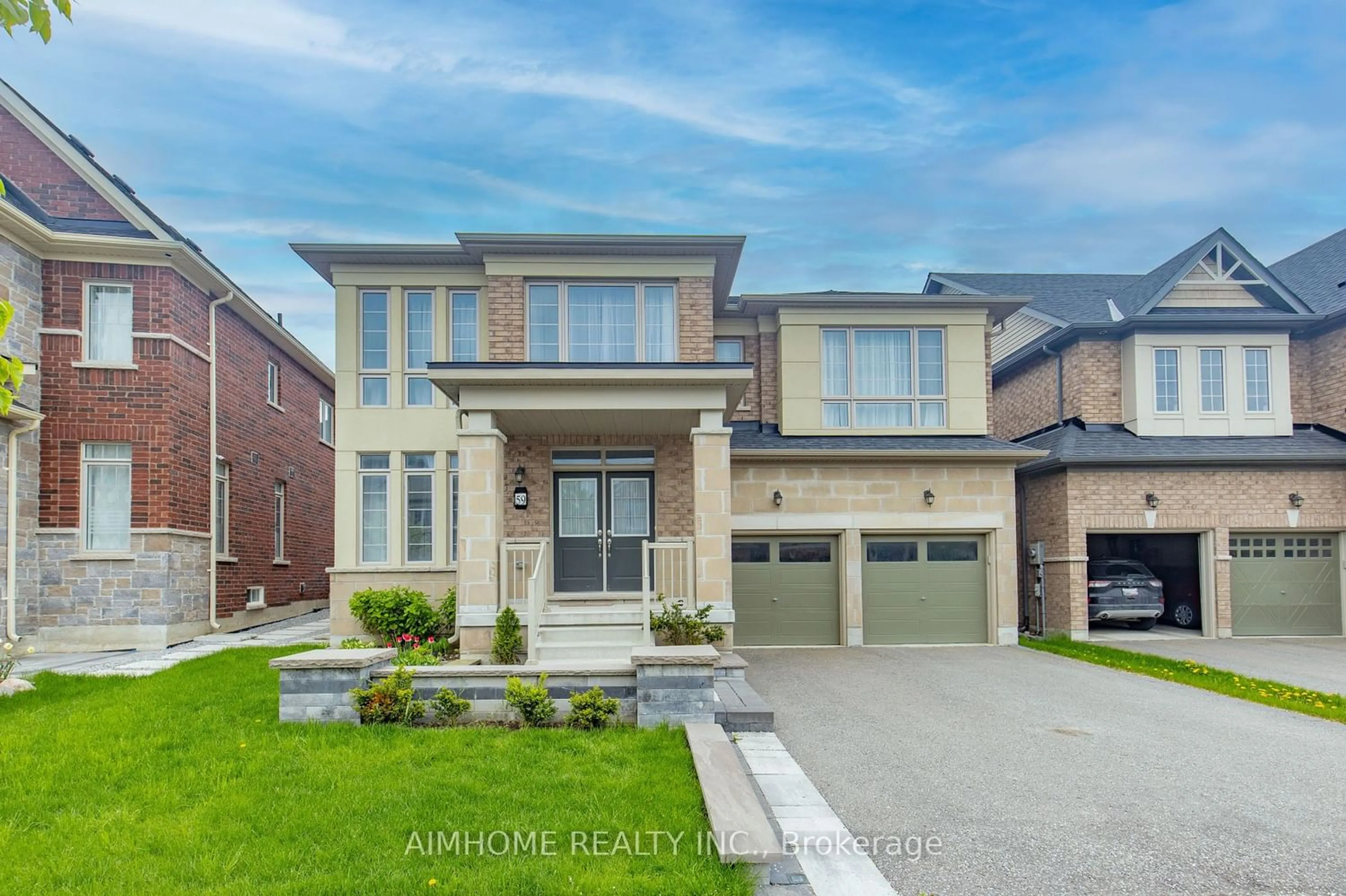 Frontside or backside of a home for 59 Frederick Pearson St, East Gwillimbury Ontario L9N 0R8