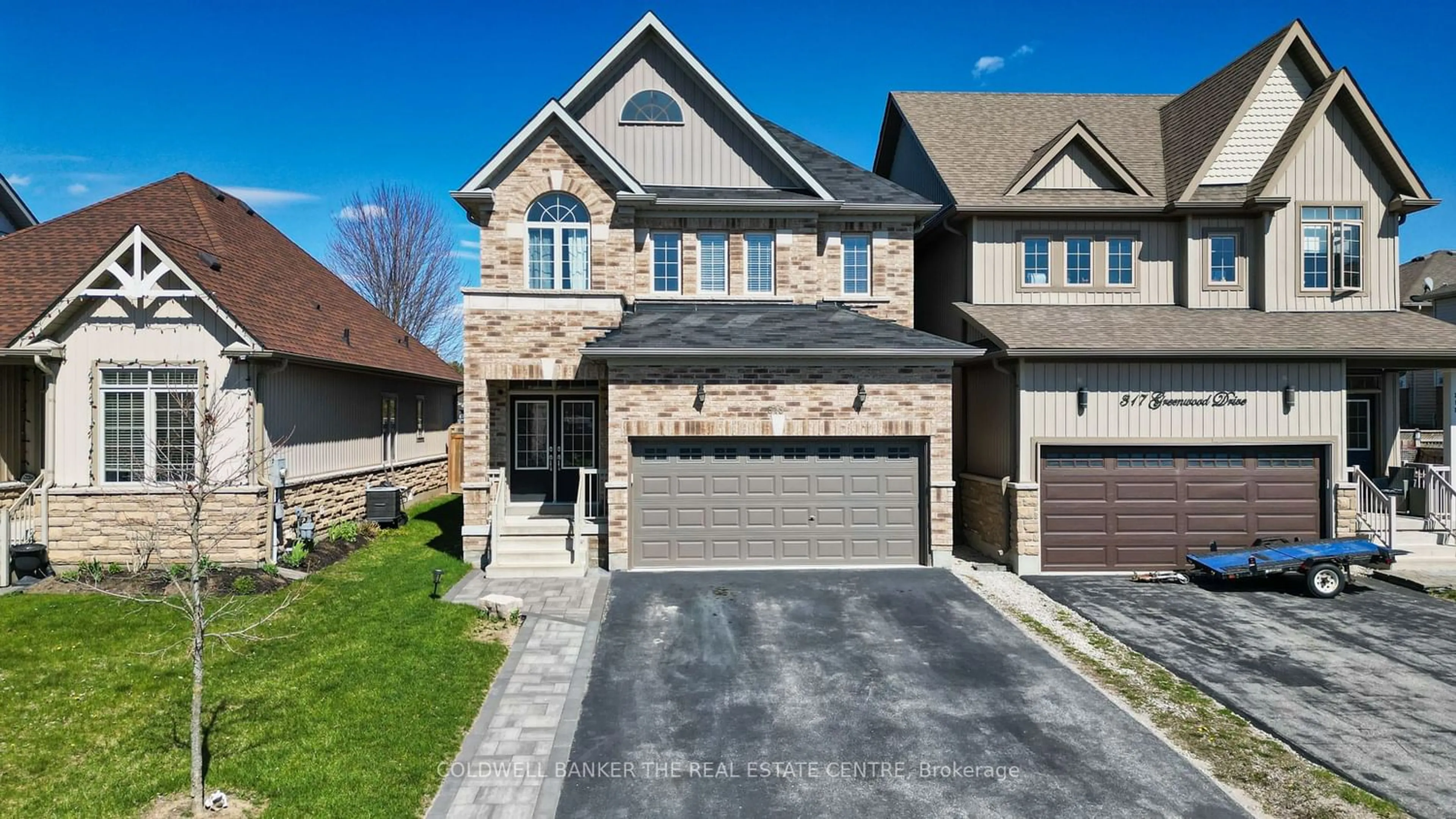 Home with brick exterior material for 315 Greenwood Dr, Essa Ontario L3W 0E8