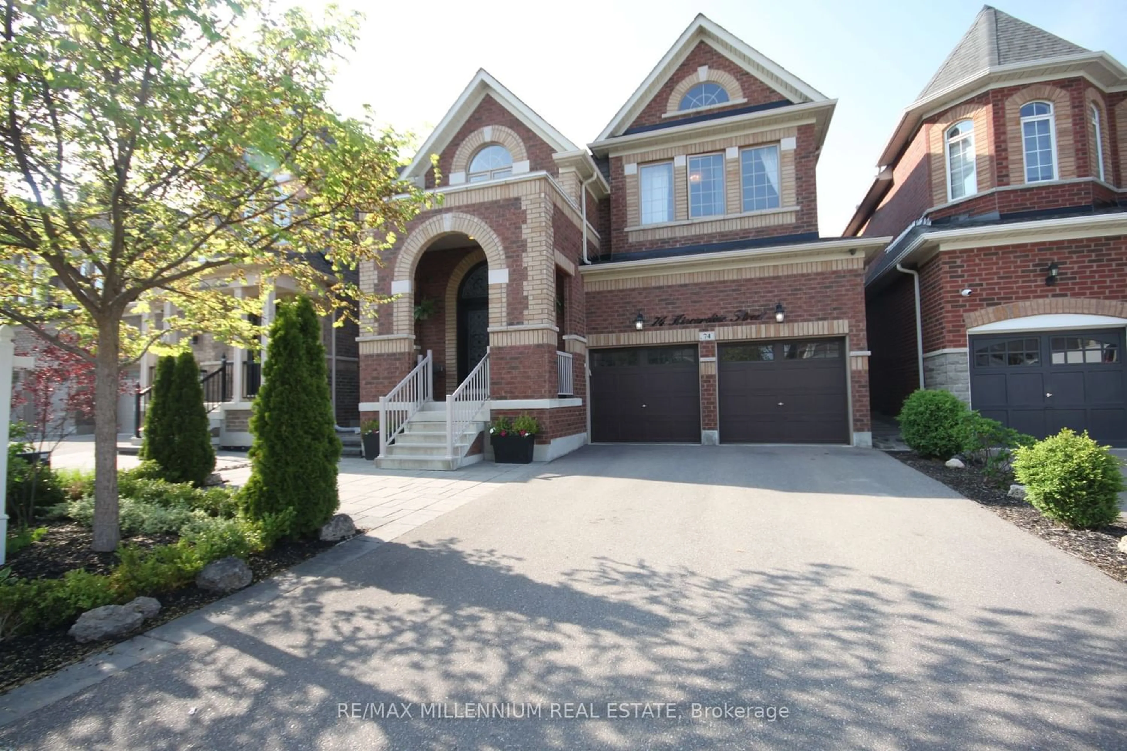 Home with brick exterior material for 74 Kincardine St, Vaughan Ontario L4H 4H7